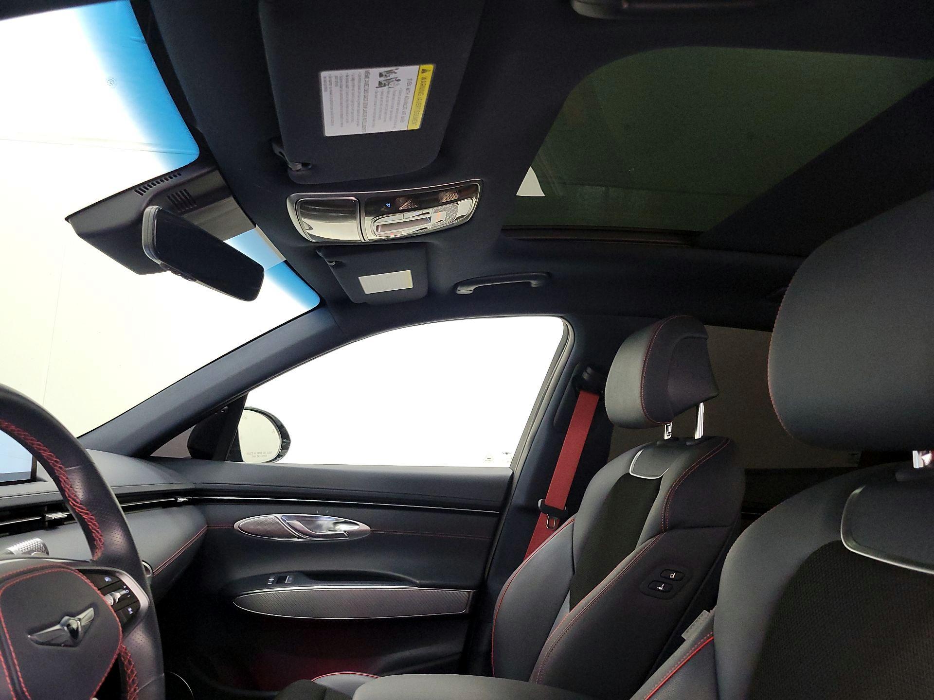 Thumbnail: 2024 Genesis GV70 - 20