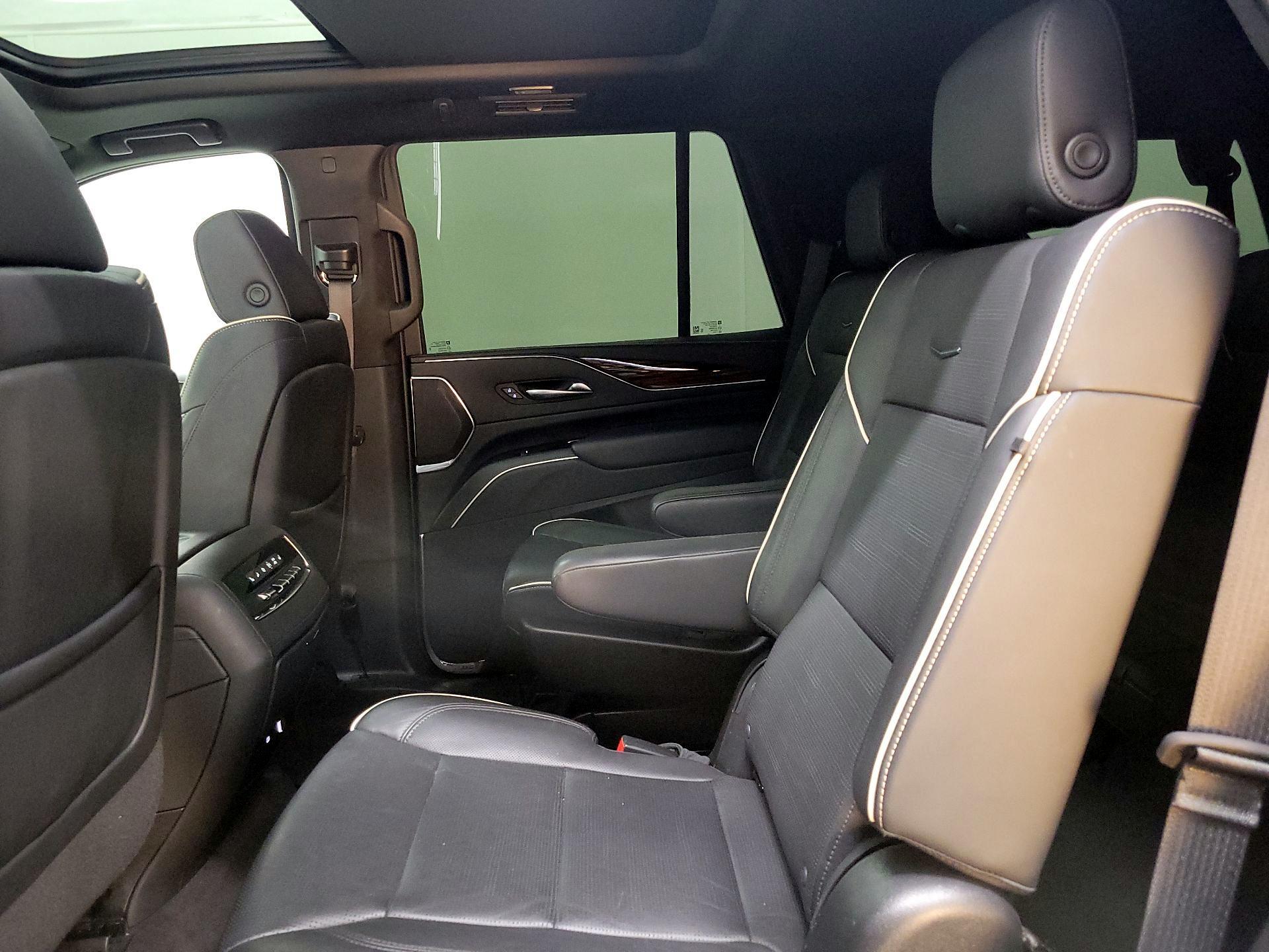Thumbnail: 2022 Cadillac Escalade - 20