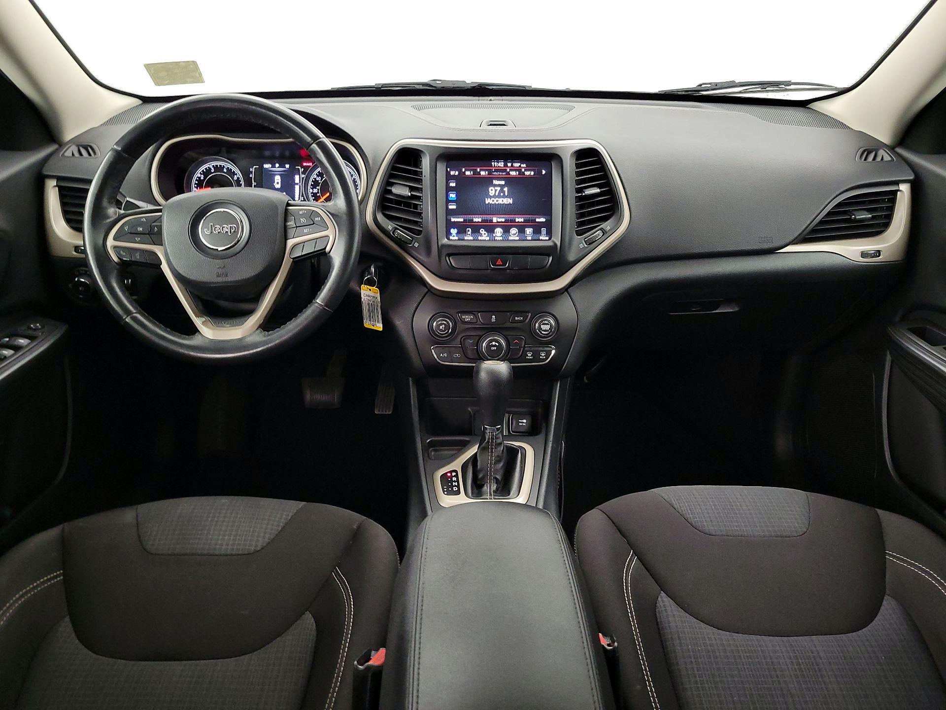 Thumbnail: 2015 Jeep Cherokee - 9