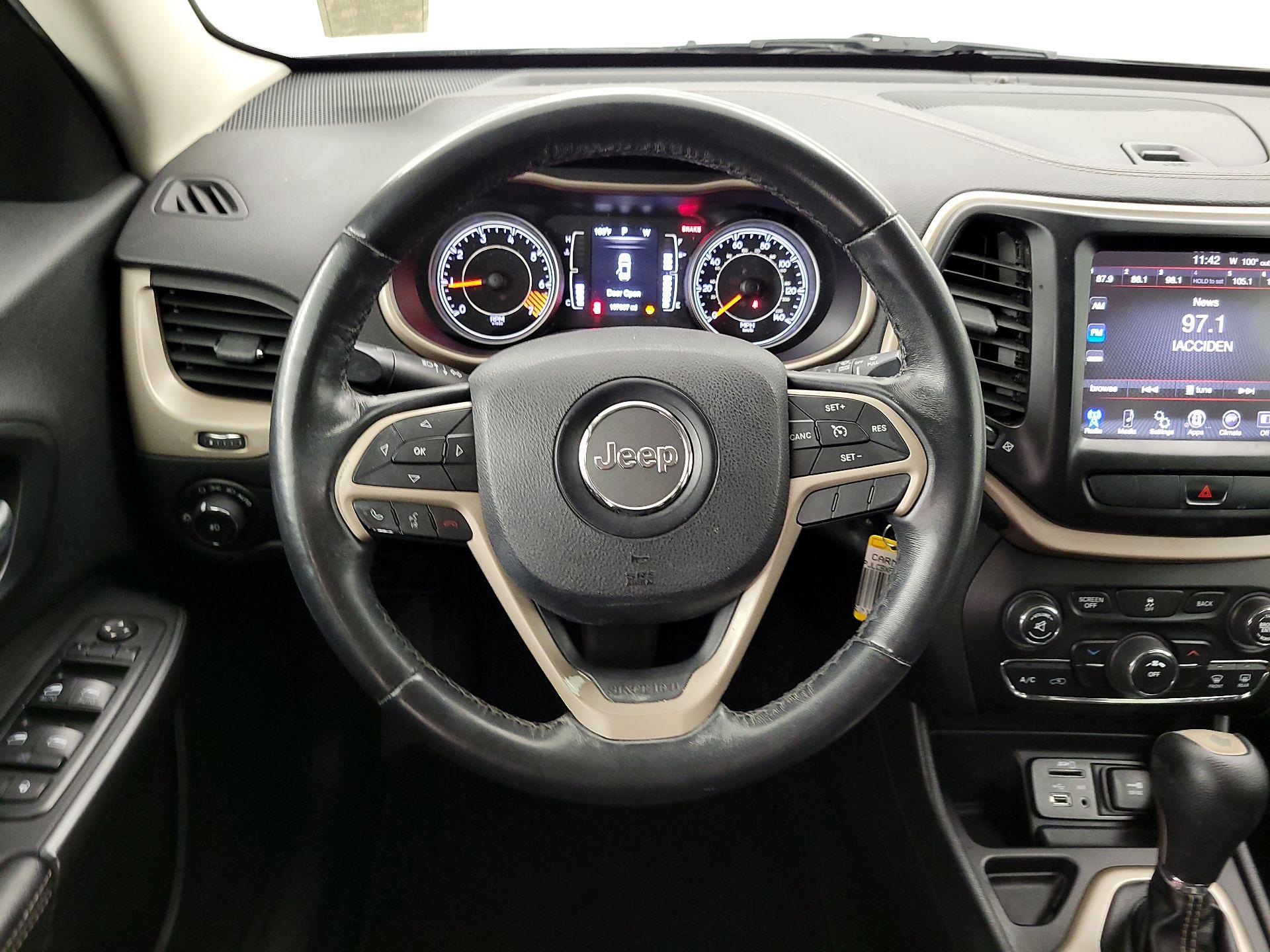 Thumbnail: 2015 Jeep Cherokee - 10