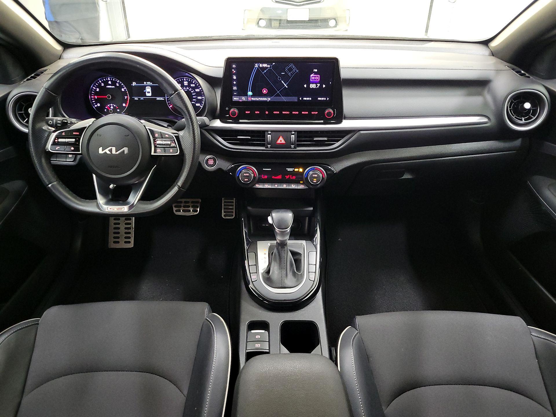 Thumbnail: 2023 Kia Forte - 9