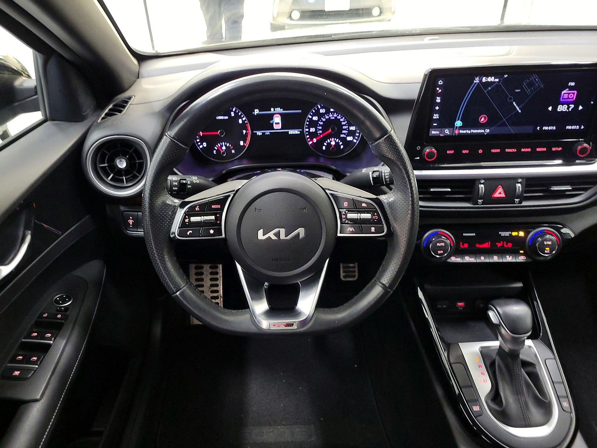 Thumbnail: 2023 Kia Forte - 10