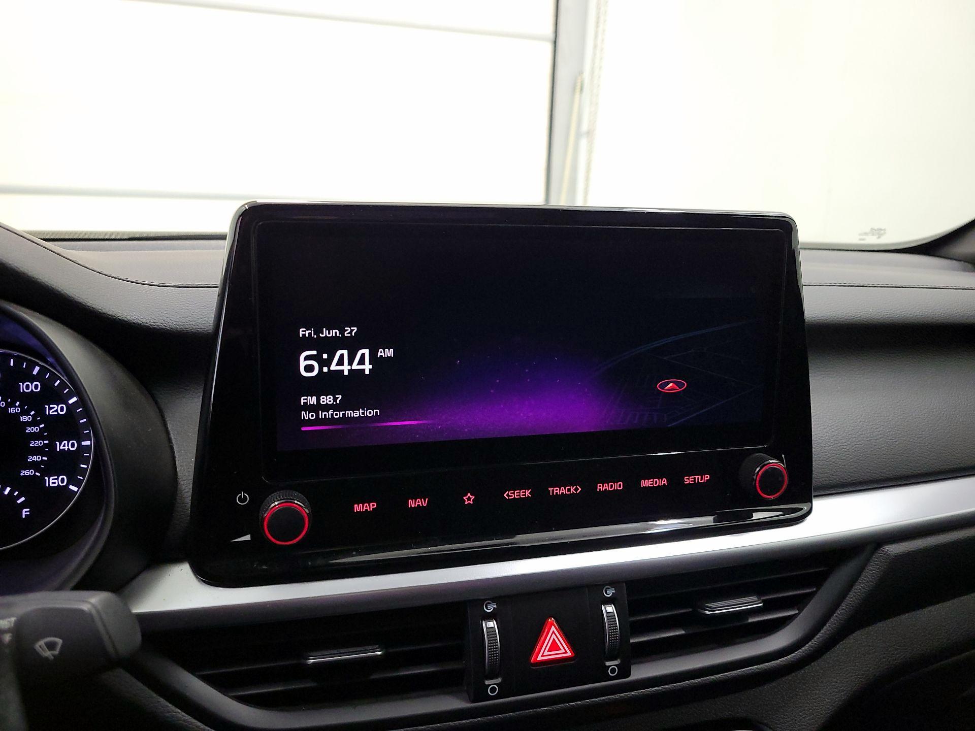 Thumbnail: 2023 Kia Forte - 16