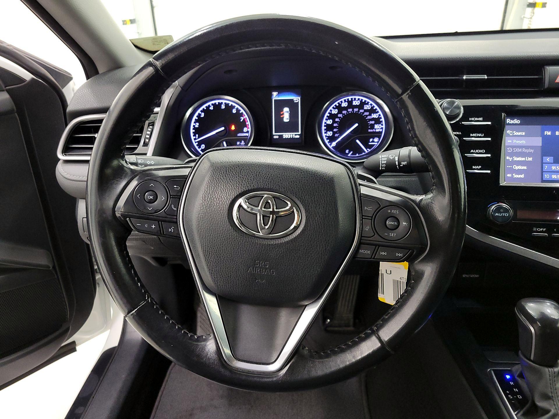 Thumbnail: 2020 Toyota Camry - 10