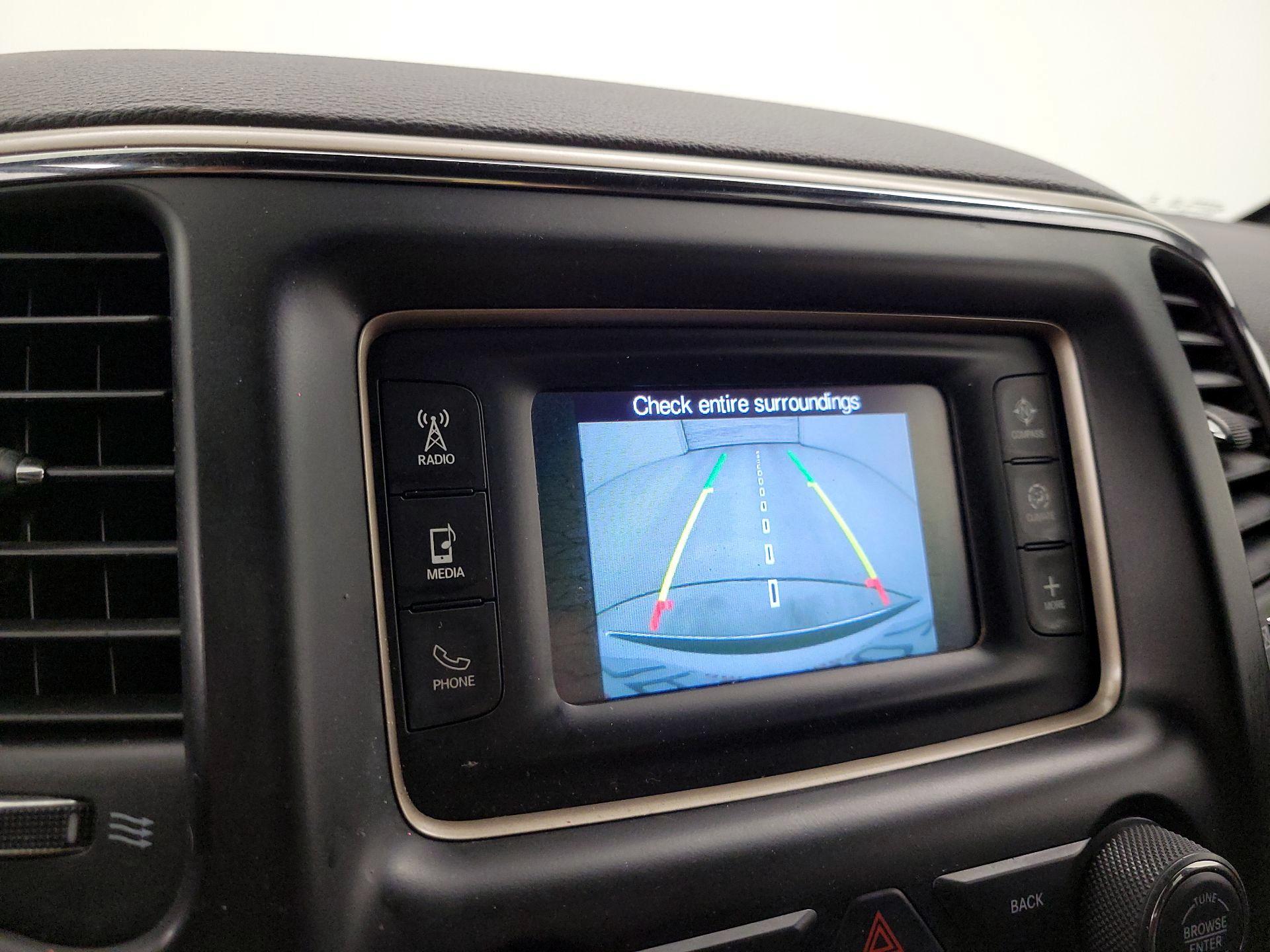 Thumbnail: 2016 Jeep Grand Cherokee - 14