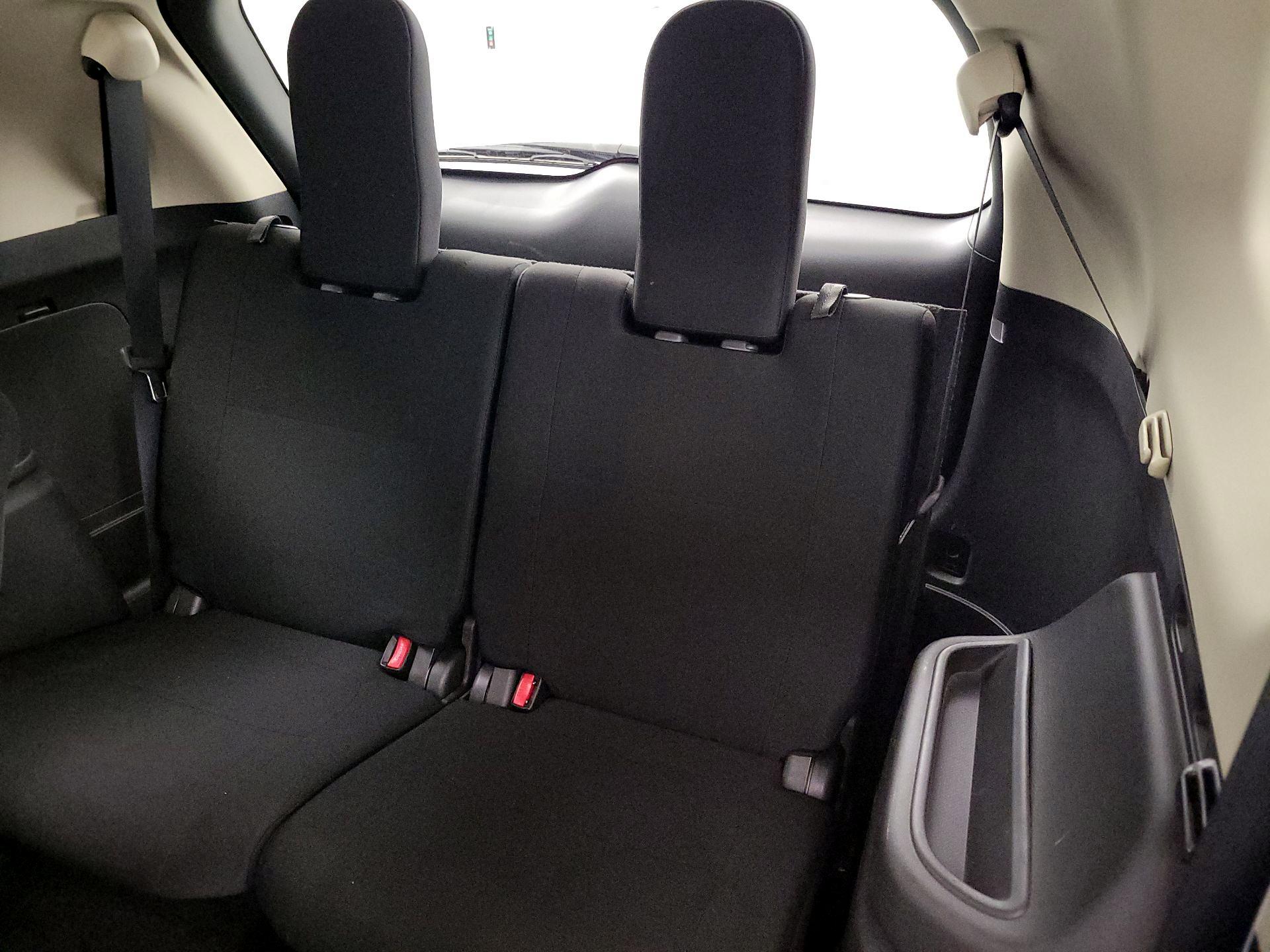 Thumbnail: 2014 Mitsubishi Outlander - 19