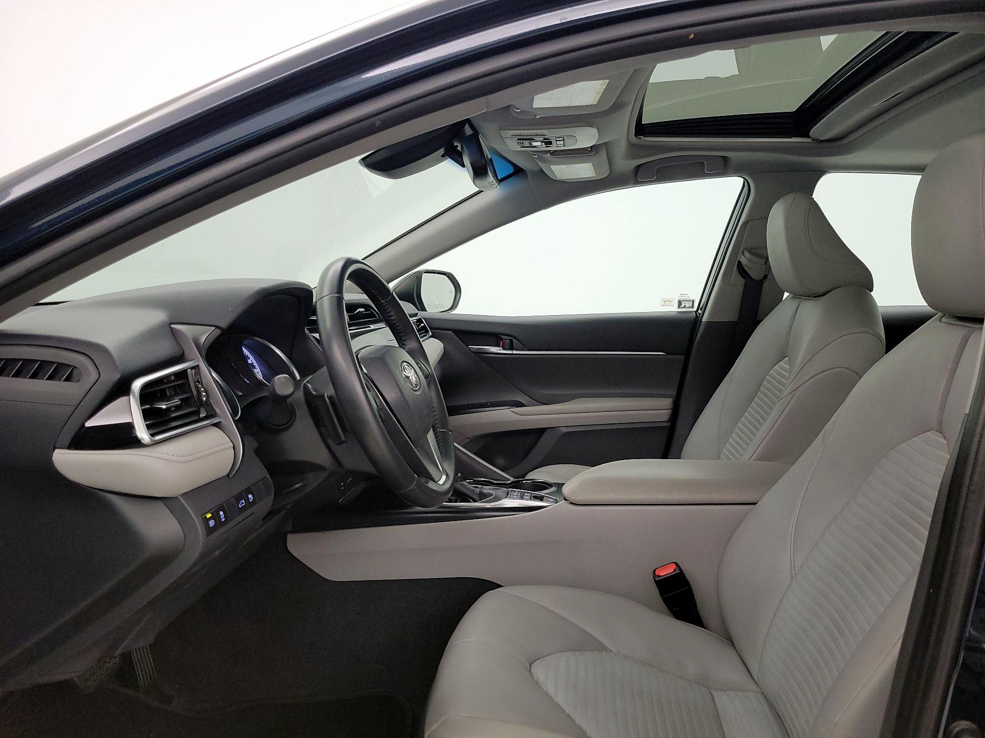 Thumbnail: 2018 Toyota Camry - 19