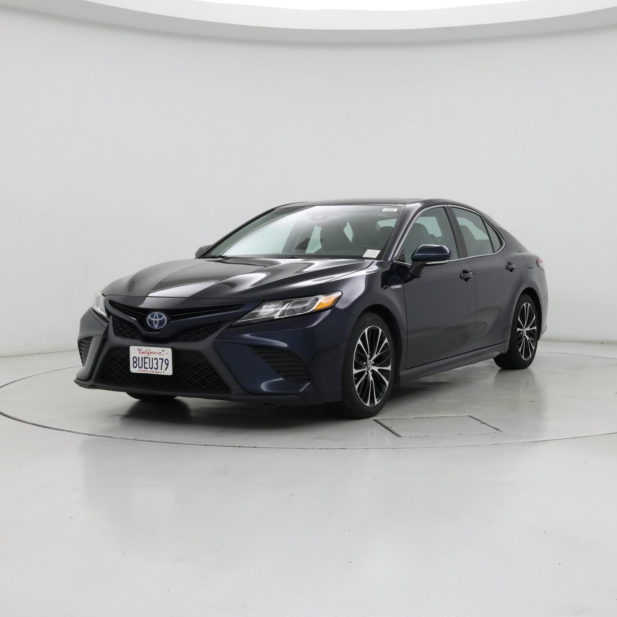 Thumbnail: 2018 Toyota Camry - 4