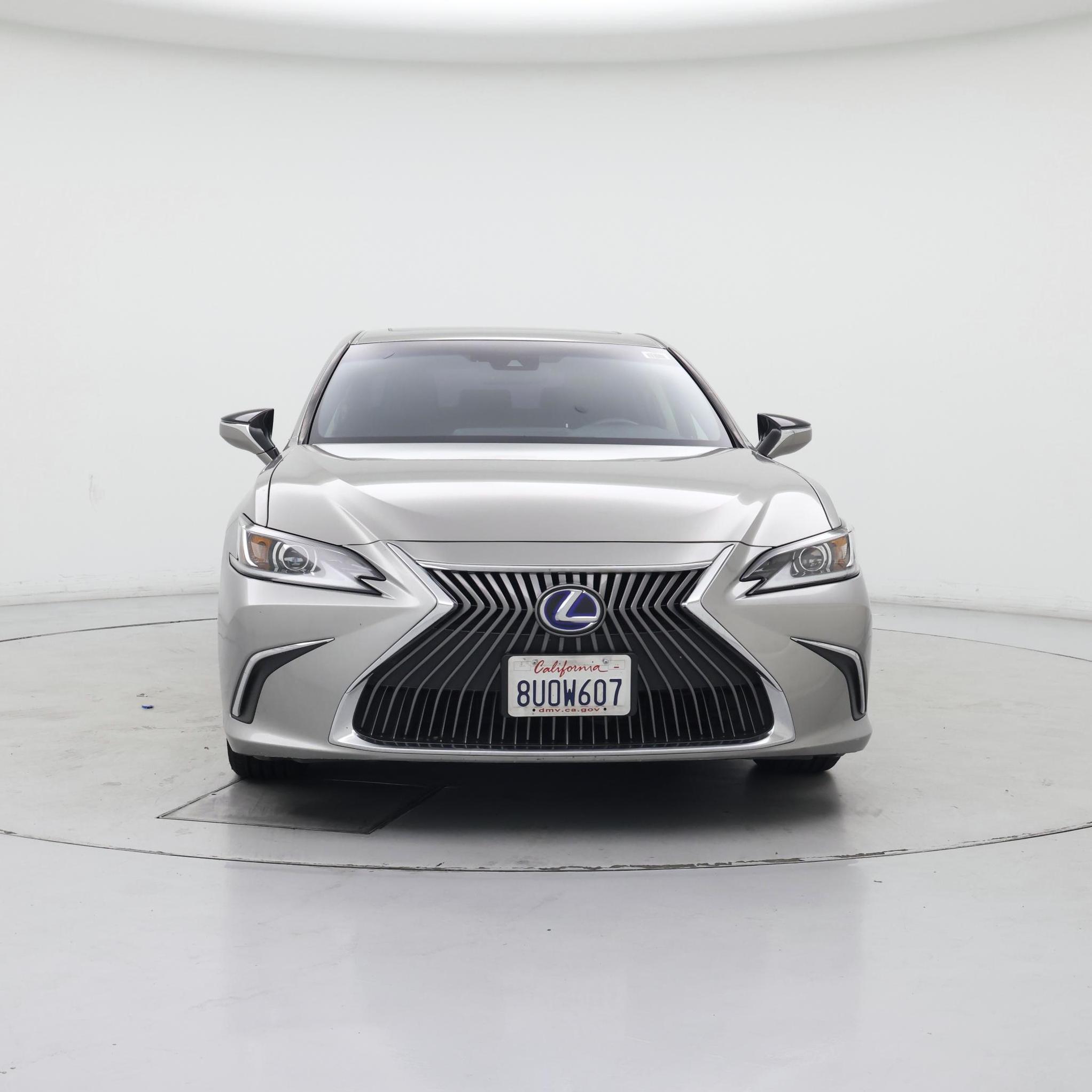 Thumbnail: 2021 Lexus ES - 5