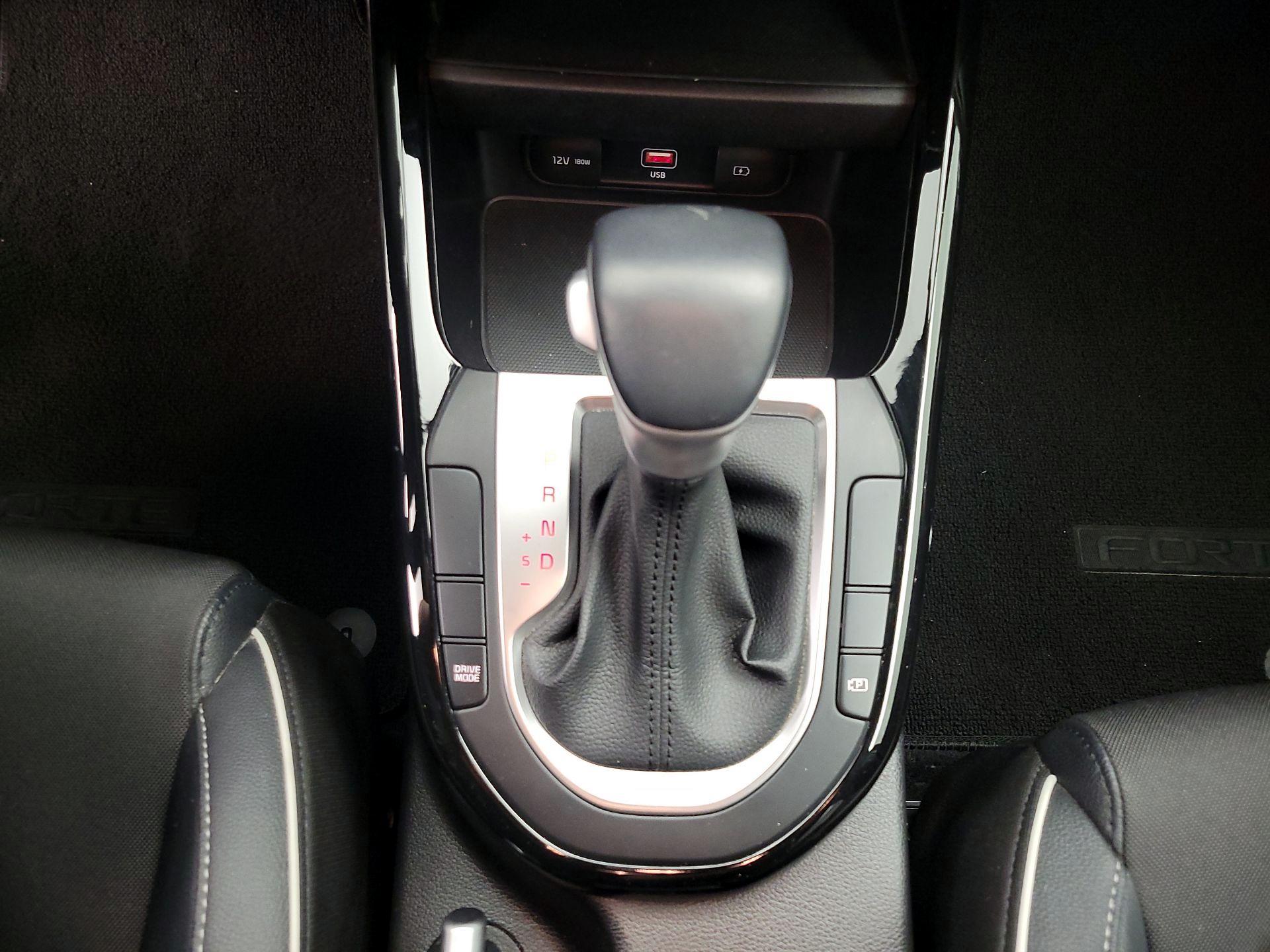 Thumbnail: 2023 Kia Forte - 18