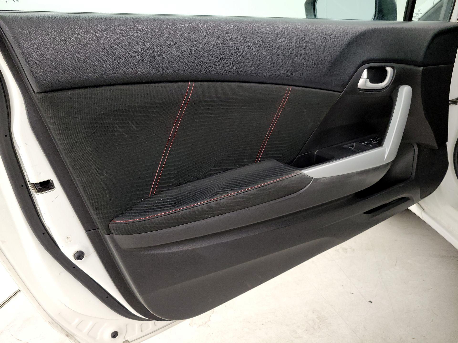 Thumbnail: 2015 Honda Civic - 12