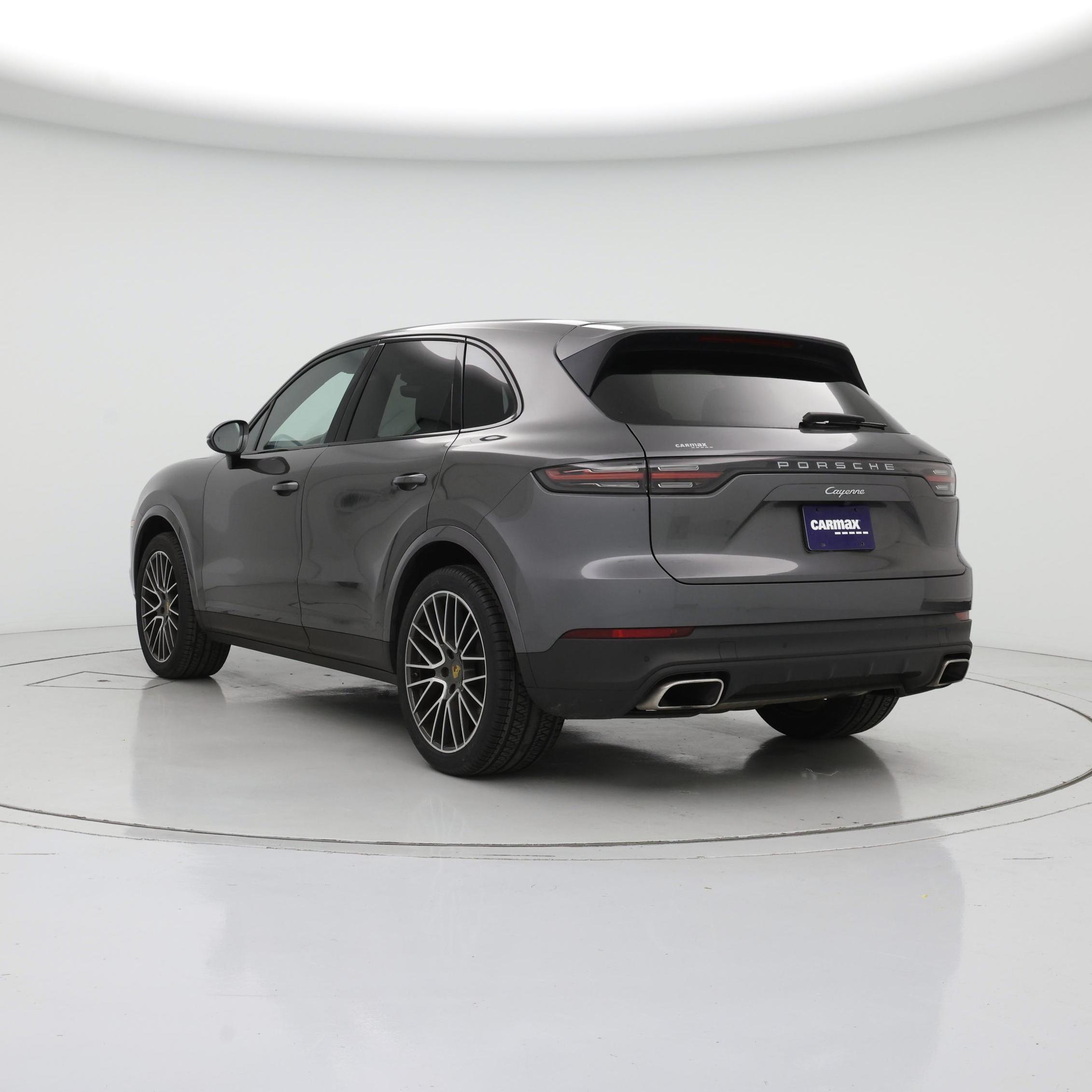 Thumbnail: 2021 Porsche Cayenne - 2