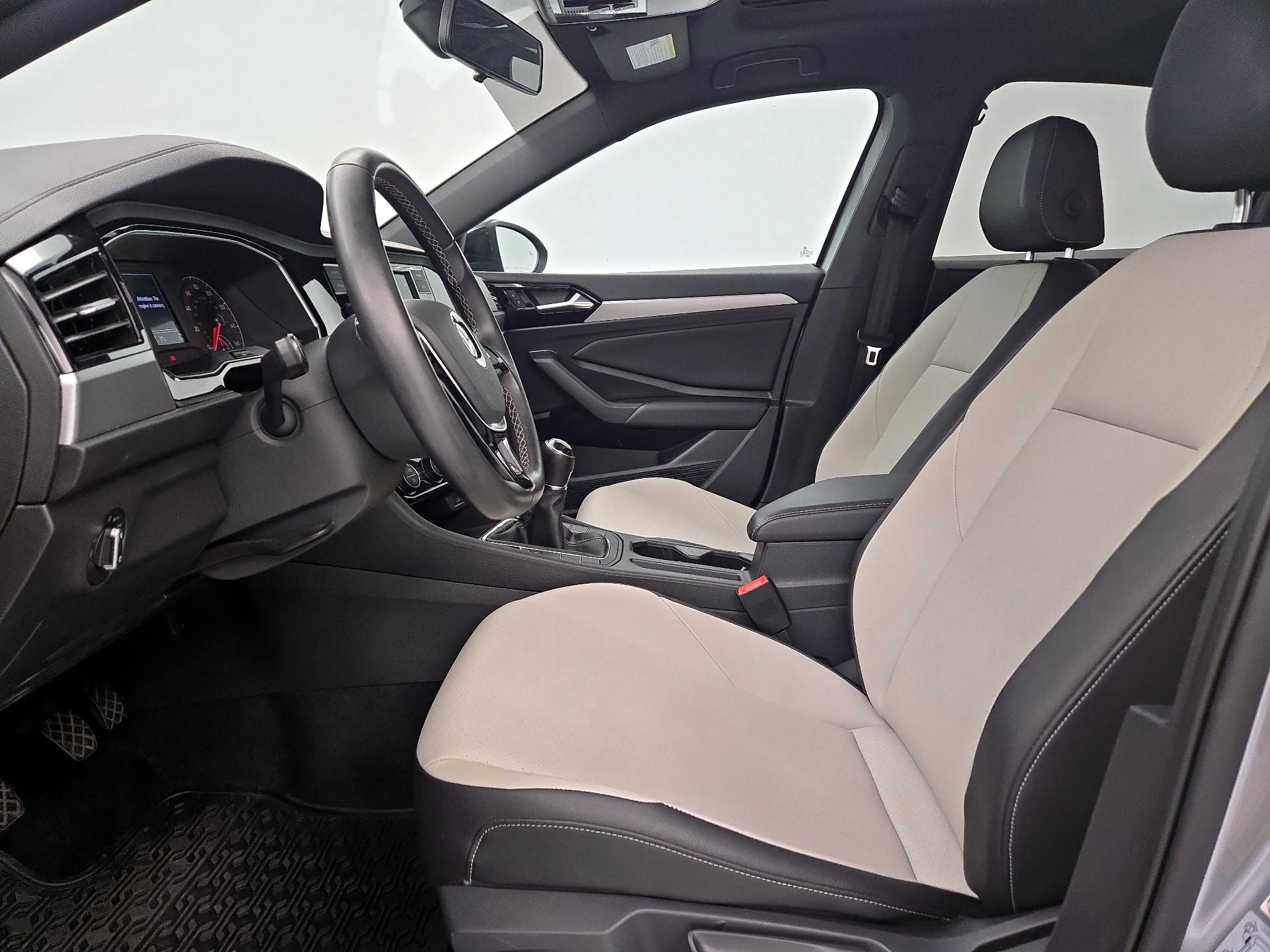 Thumbnail: 2021 Volkswagen Jetta - 11