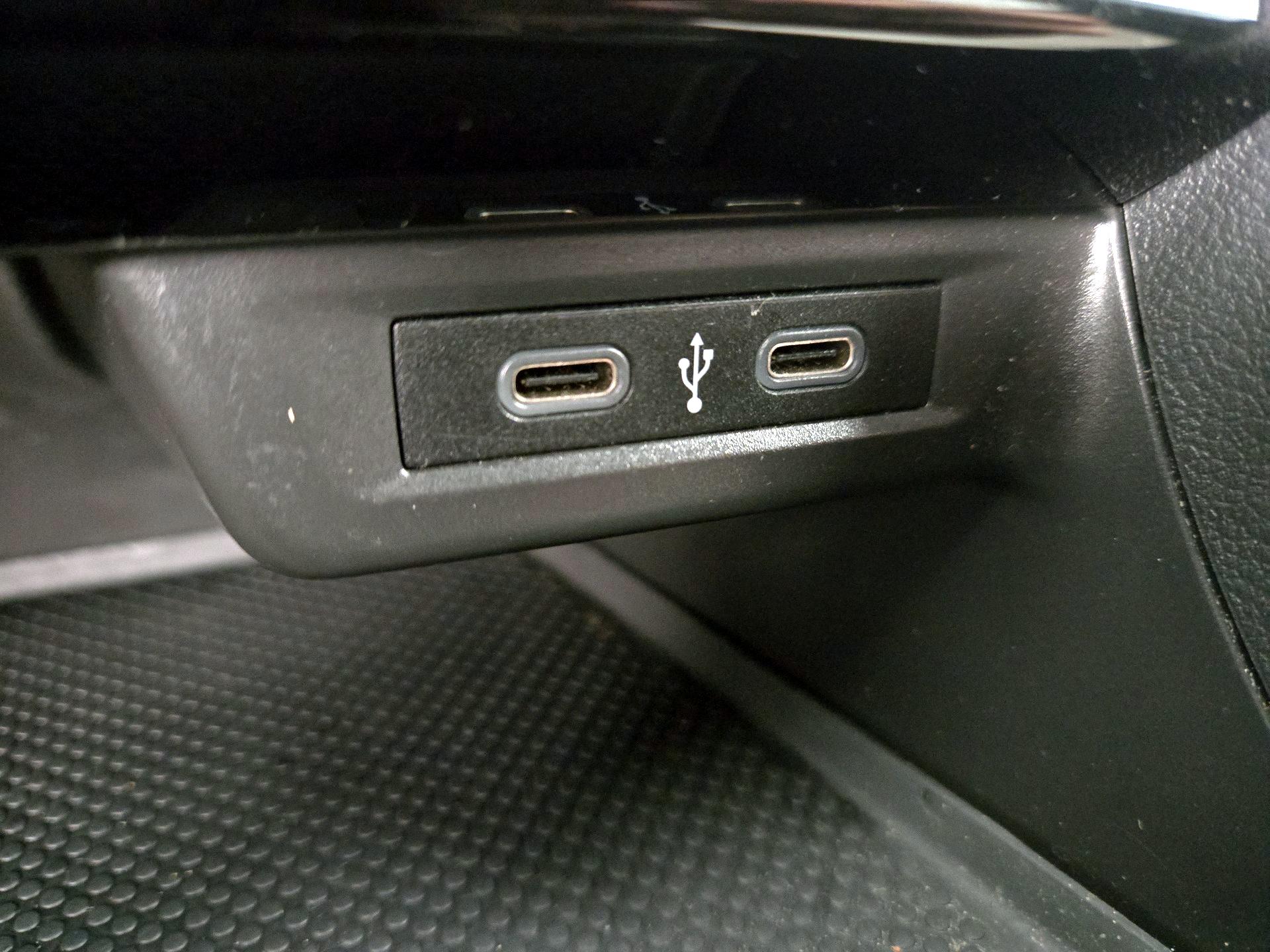 Thumbnail: 2021 Volkswagen Jetta - 18