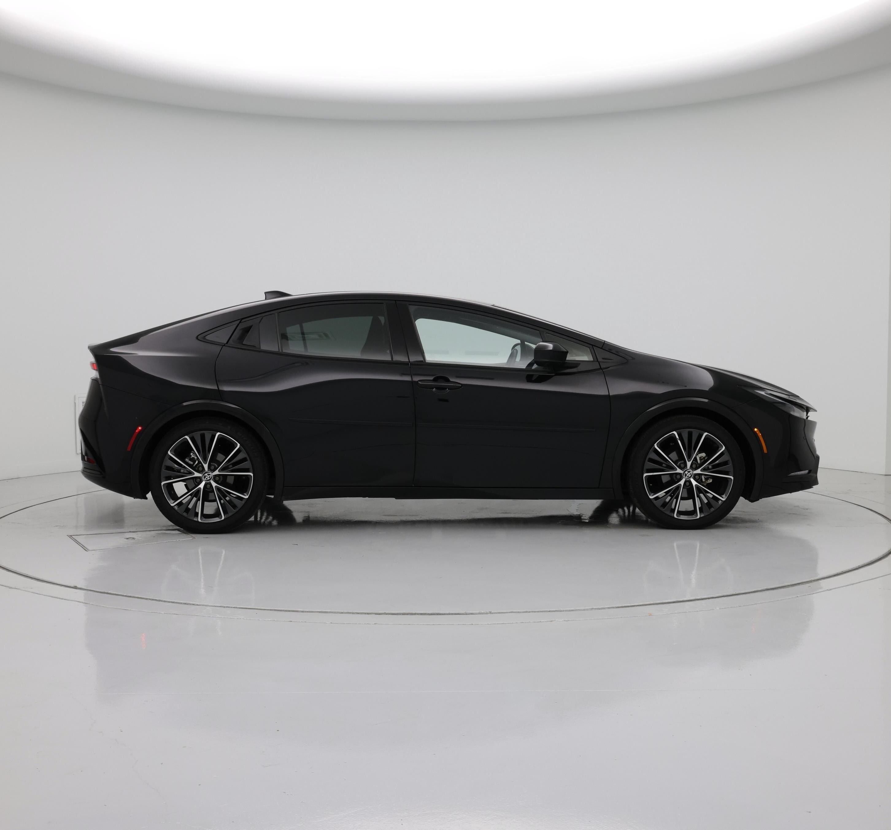 Thumbnail: 2024 Toyota Prius - 7