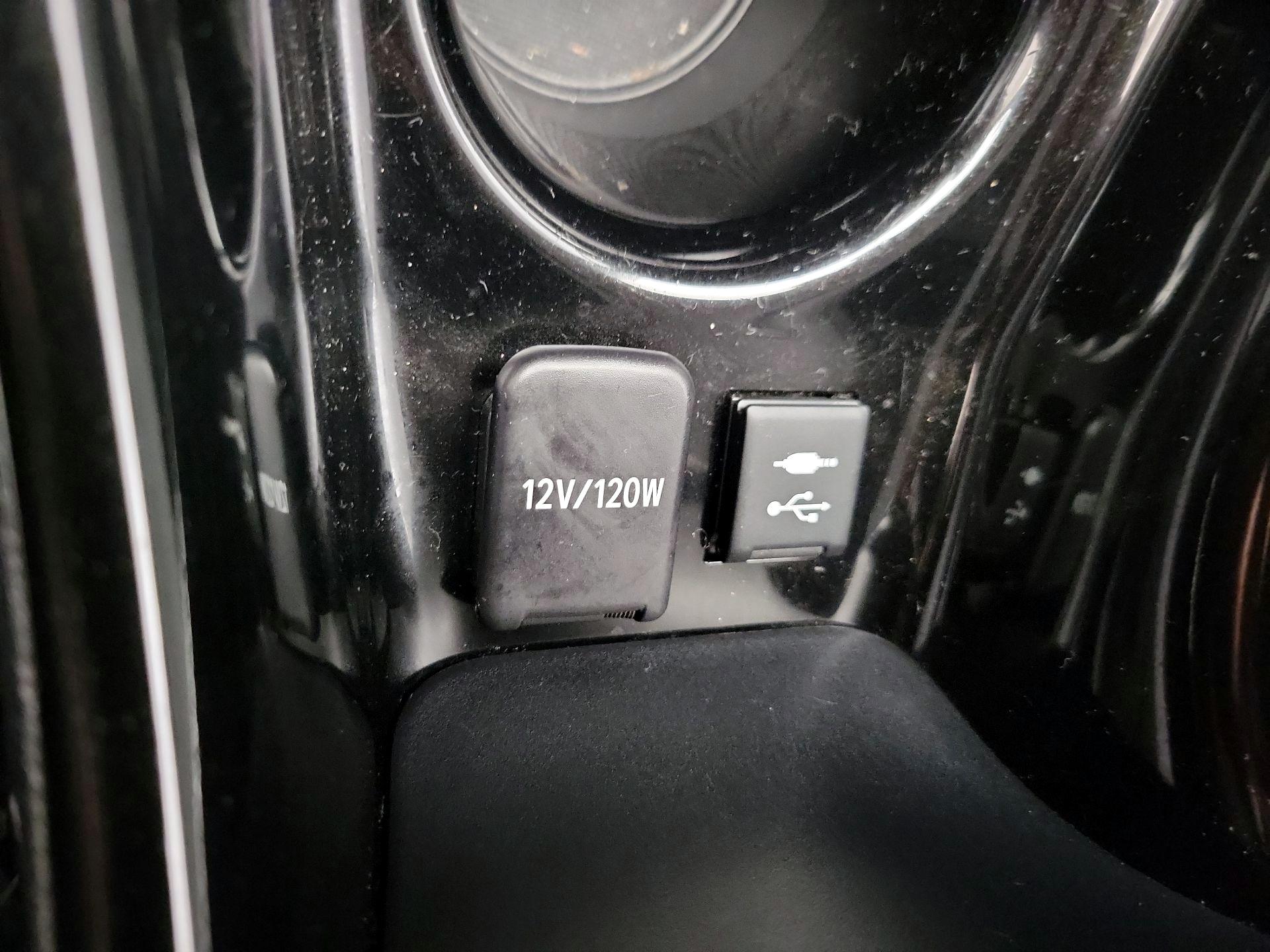 Thumbnail: 2020 Toyota Prius Prime - 19