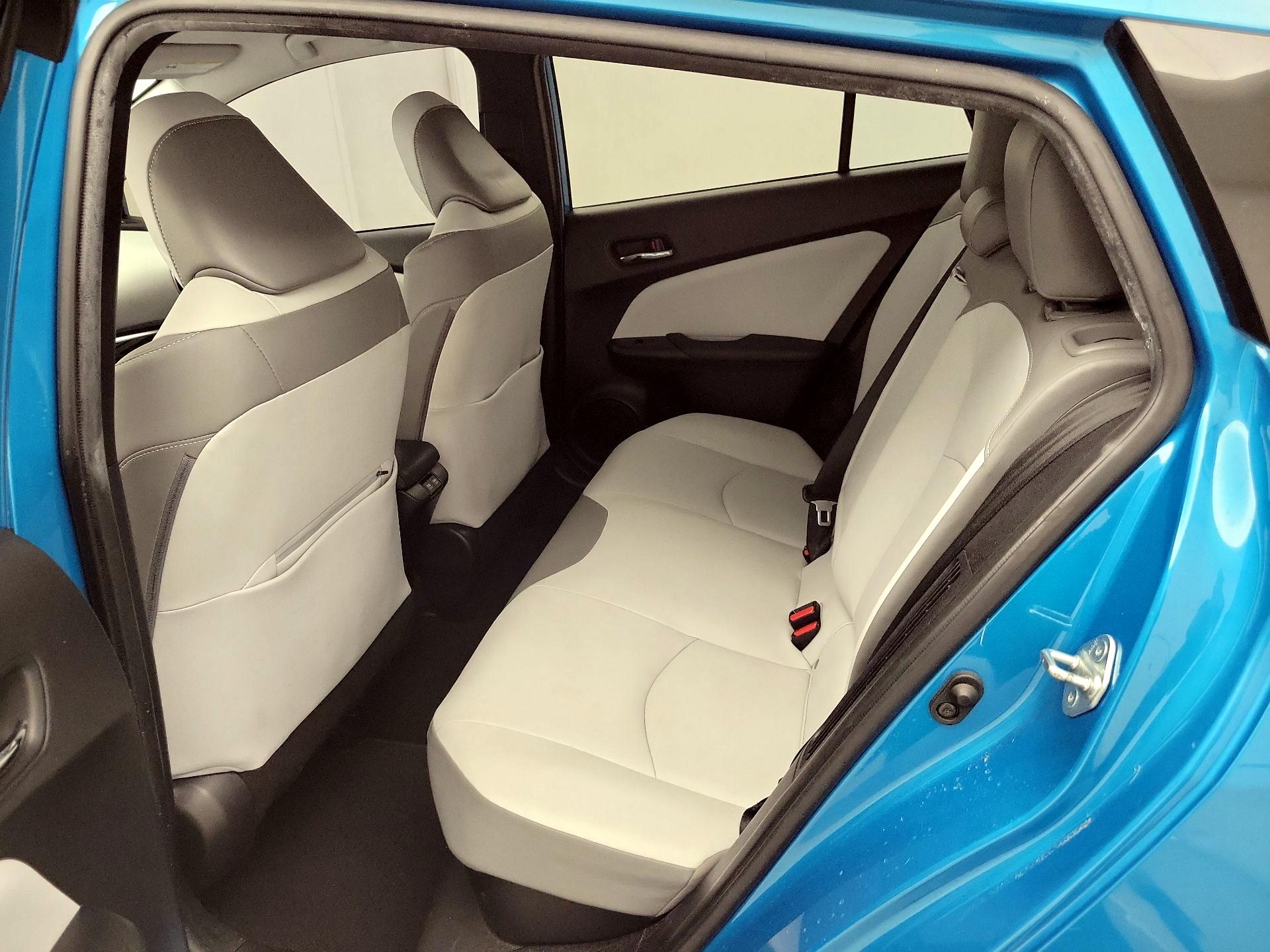Thumbnail: 2020 Toyota Prius Prime - 20