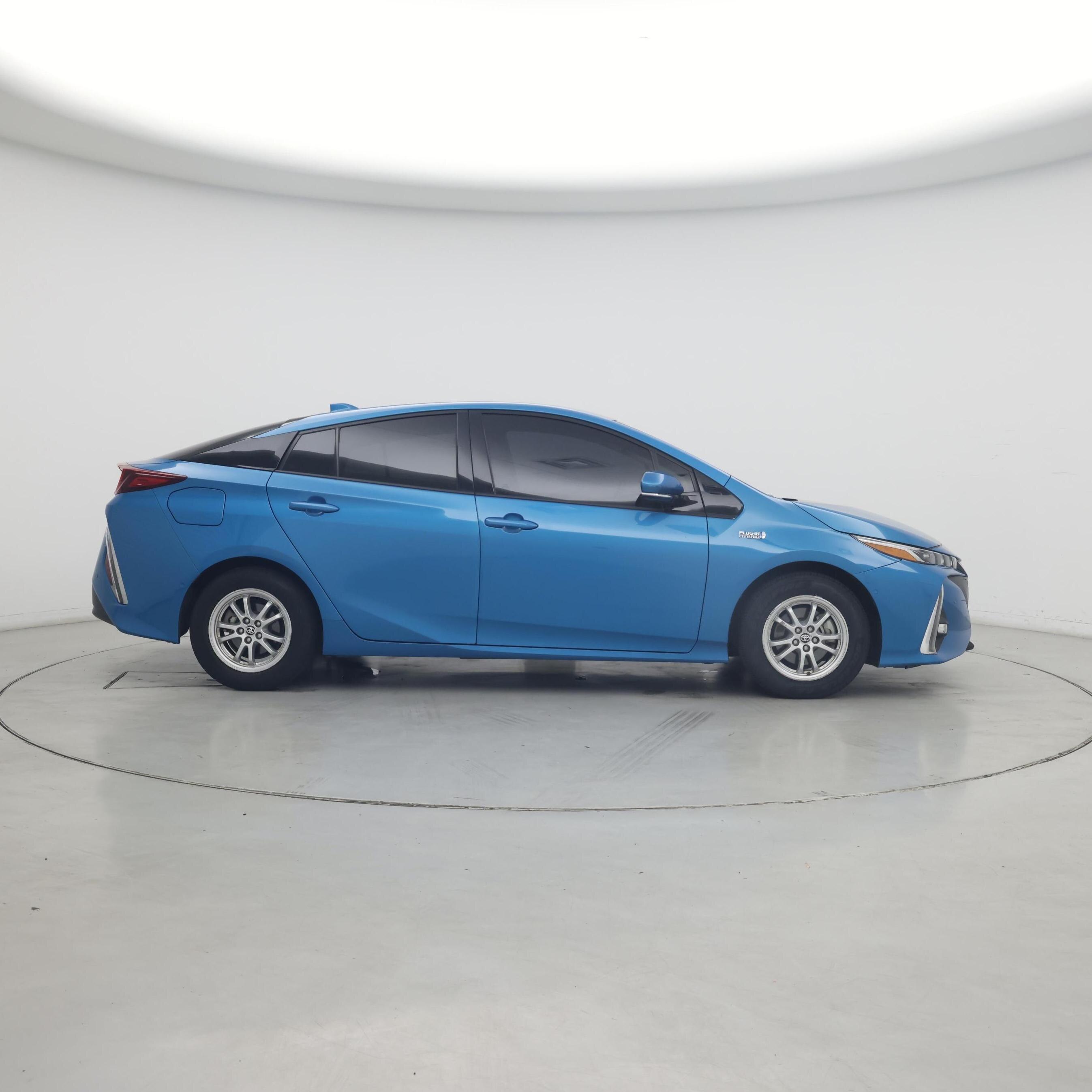 Thumbnail: 2020 Toyota Prius Prime - 7