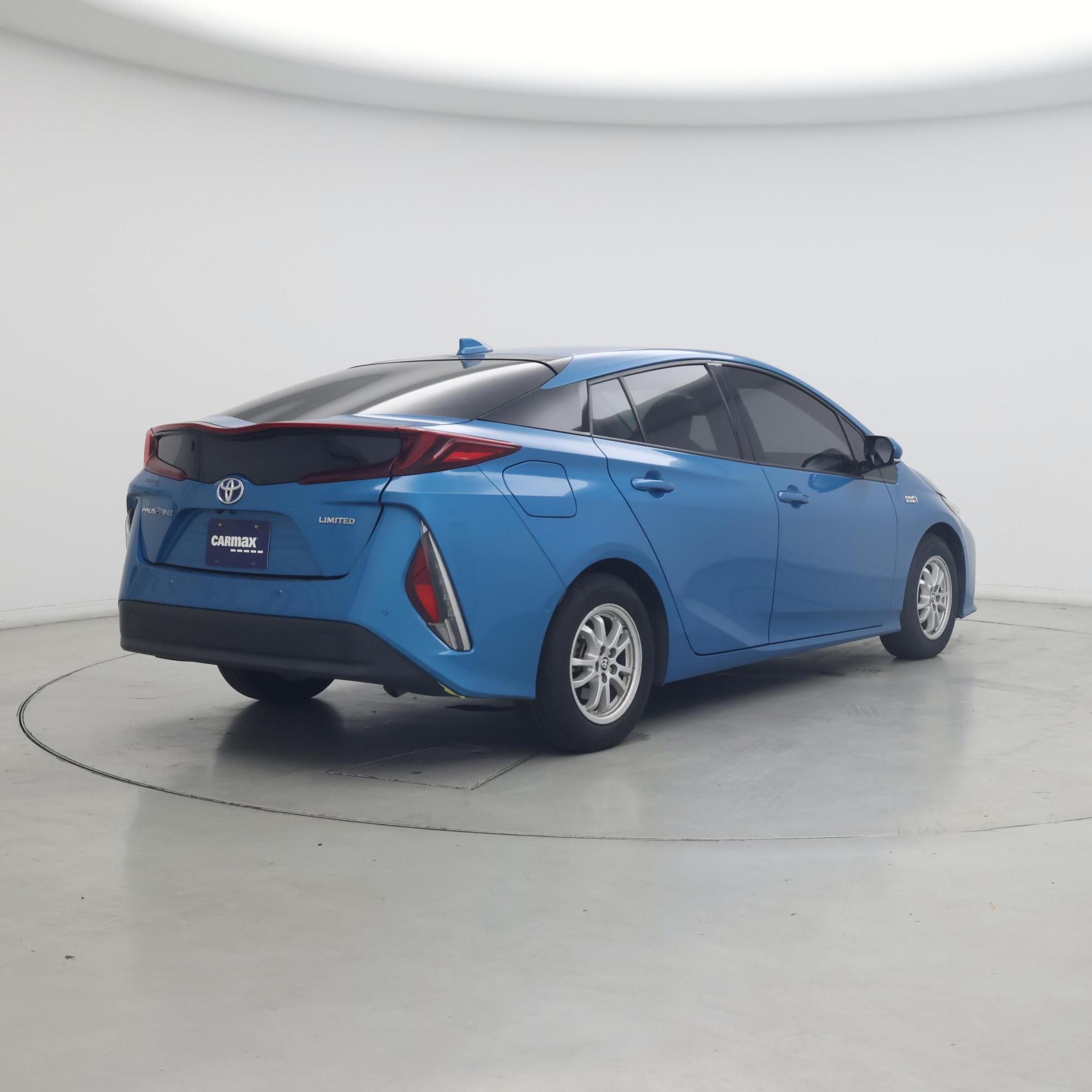 Thumbnail: 2020 Toyota Prius Prime - 8