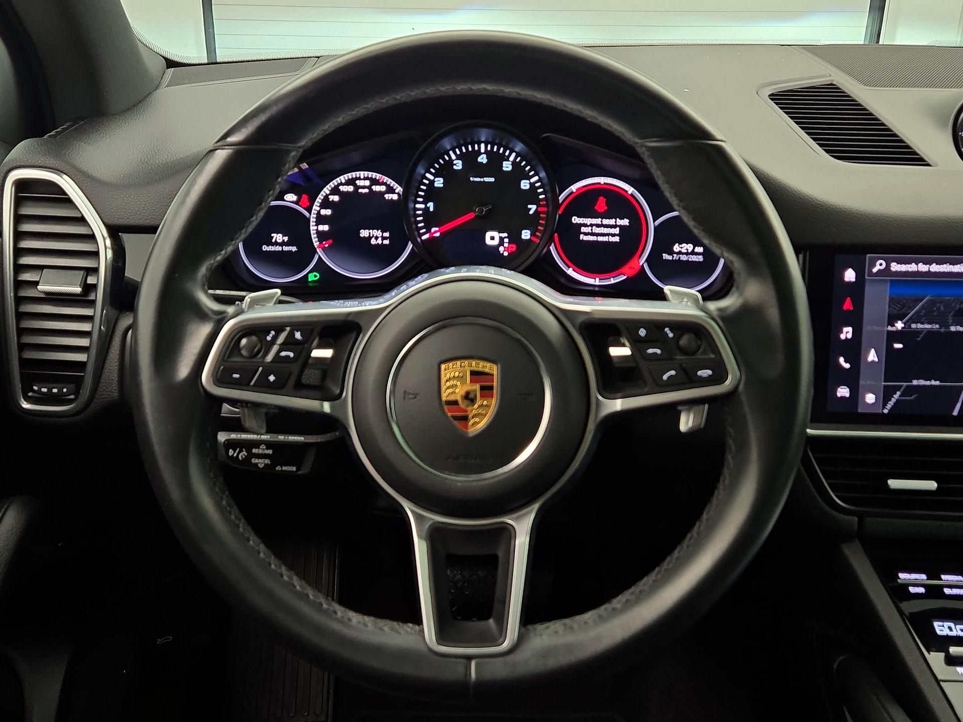 Thumbnail: 2022 Porsche Cayenne - 10
