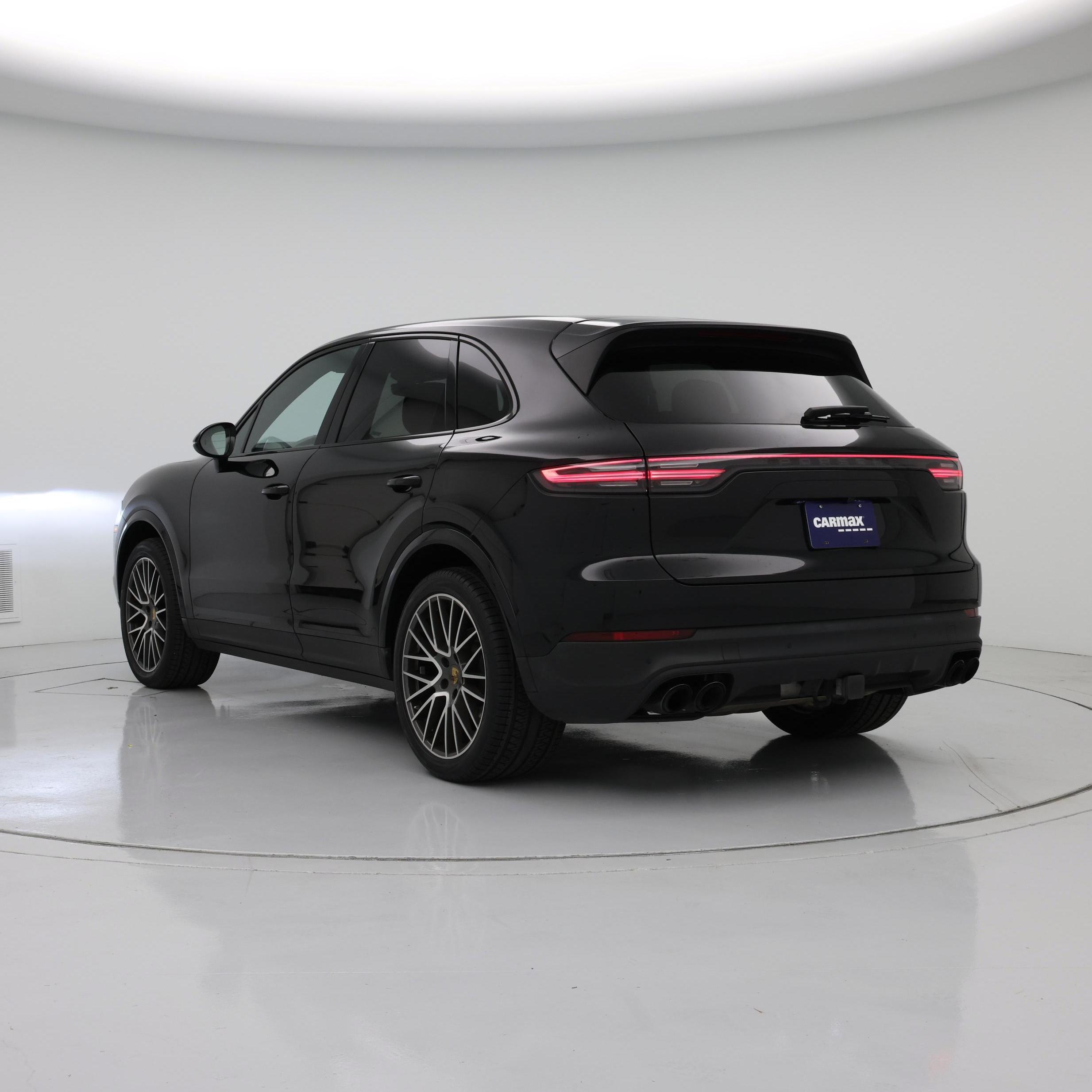 Thumbnail: 2022 Porsche Cayenne - 2