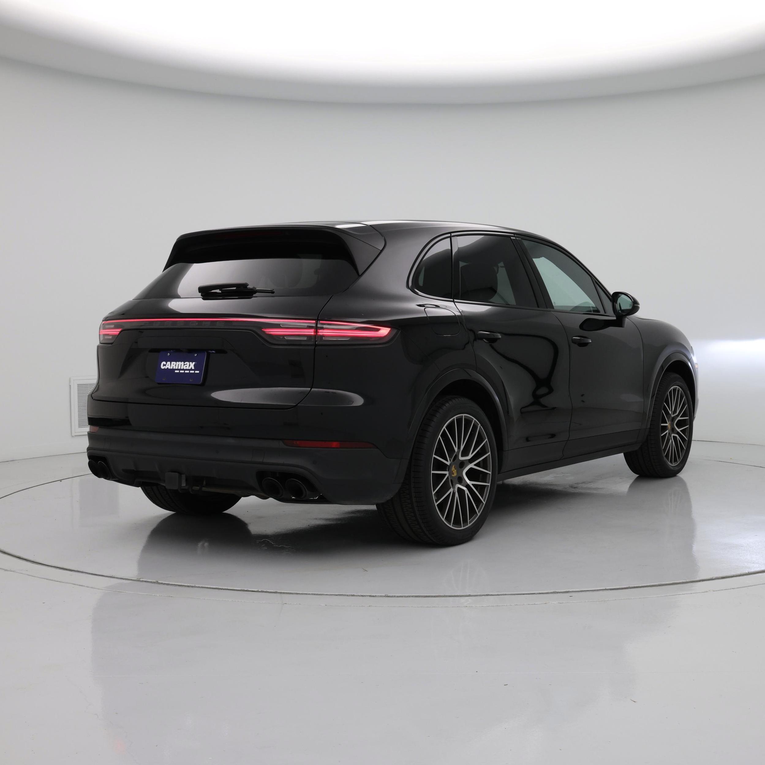 Thumbnail: 2022 Porsche Cayenne - 8
