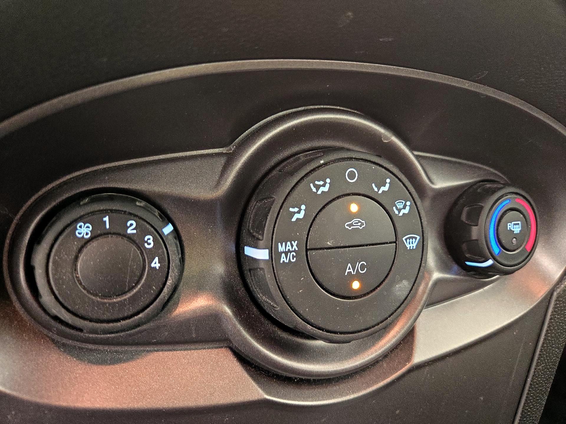 Thumbnail: 2019 Ford Fiesta - 16