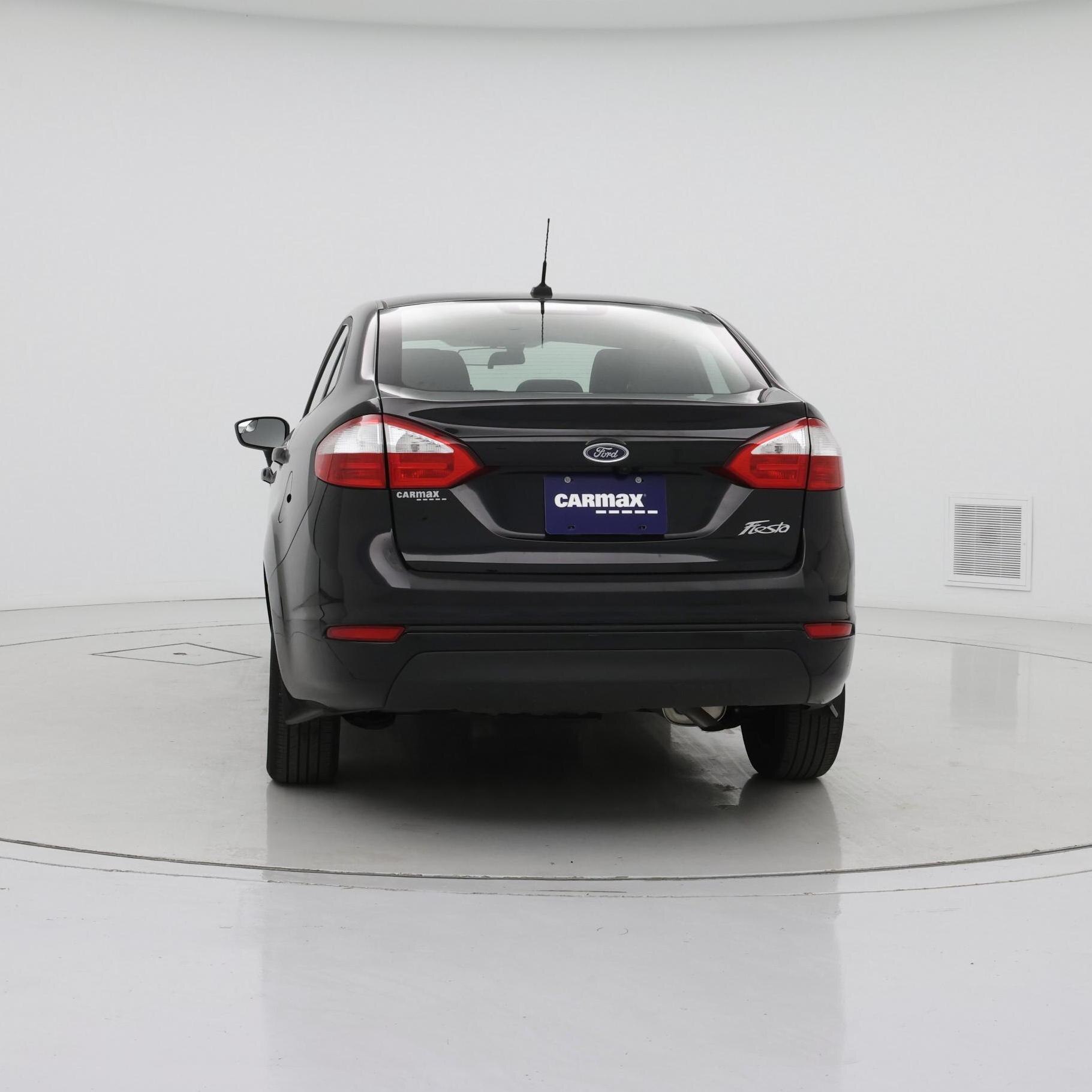 Thumbnail: 2019 Ford Fiesta - 6