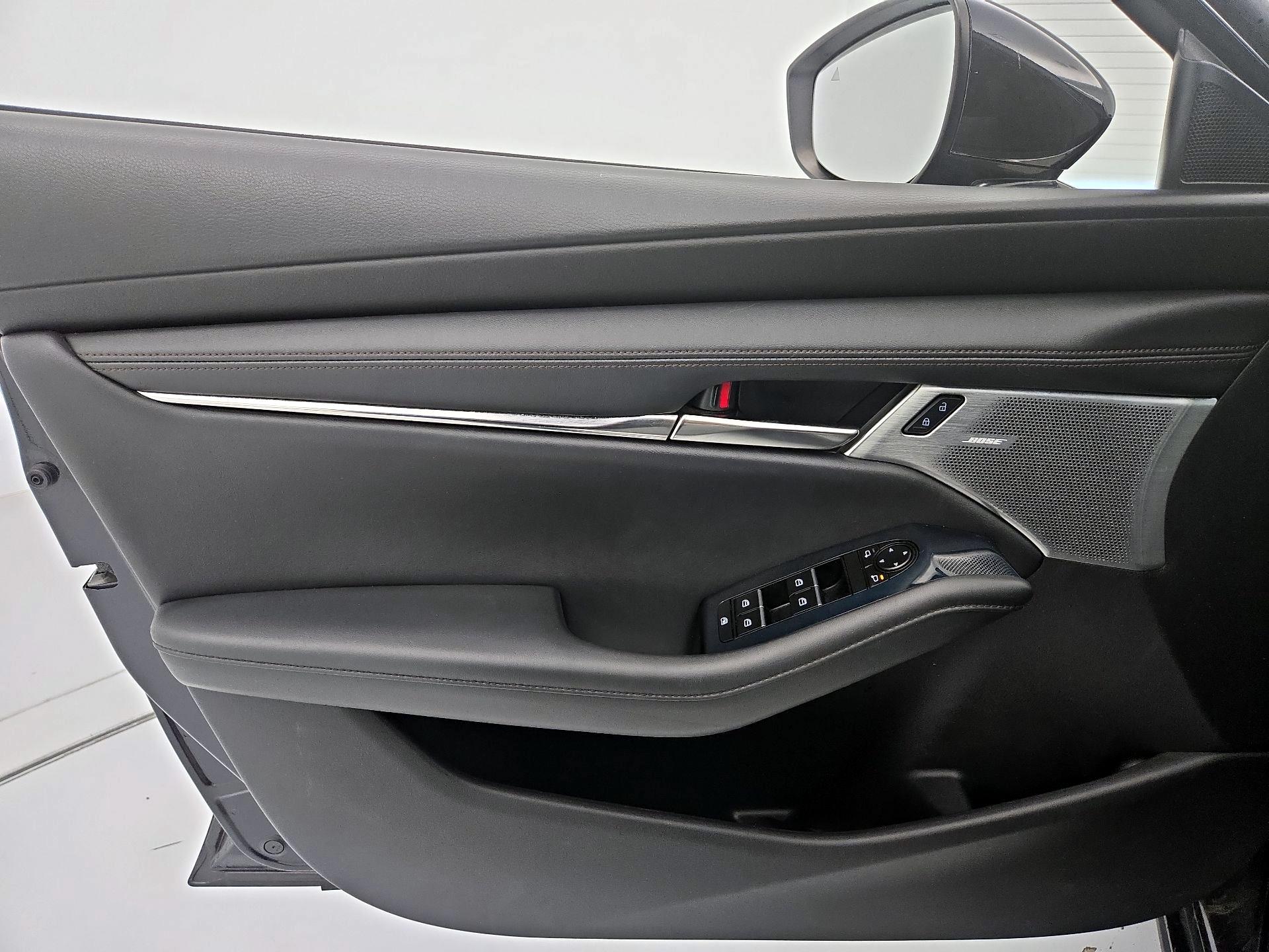 Thumbnail: 2022 Mazda Mazda3 - 12