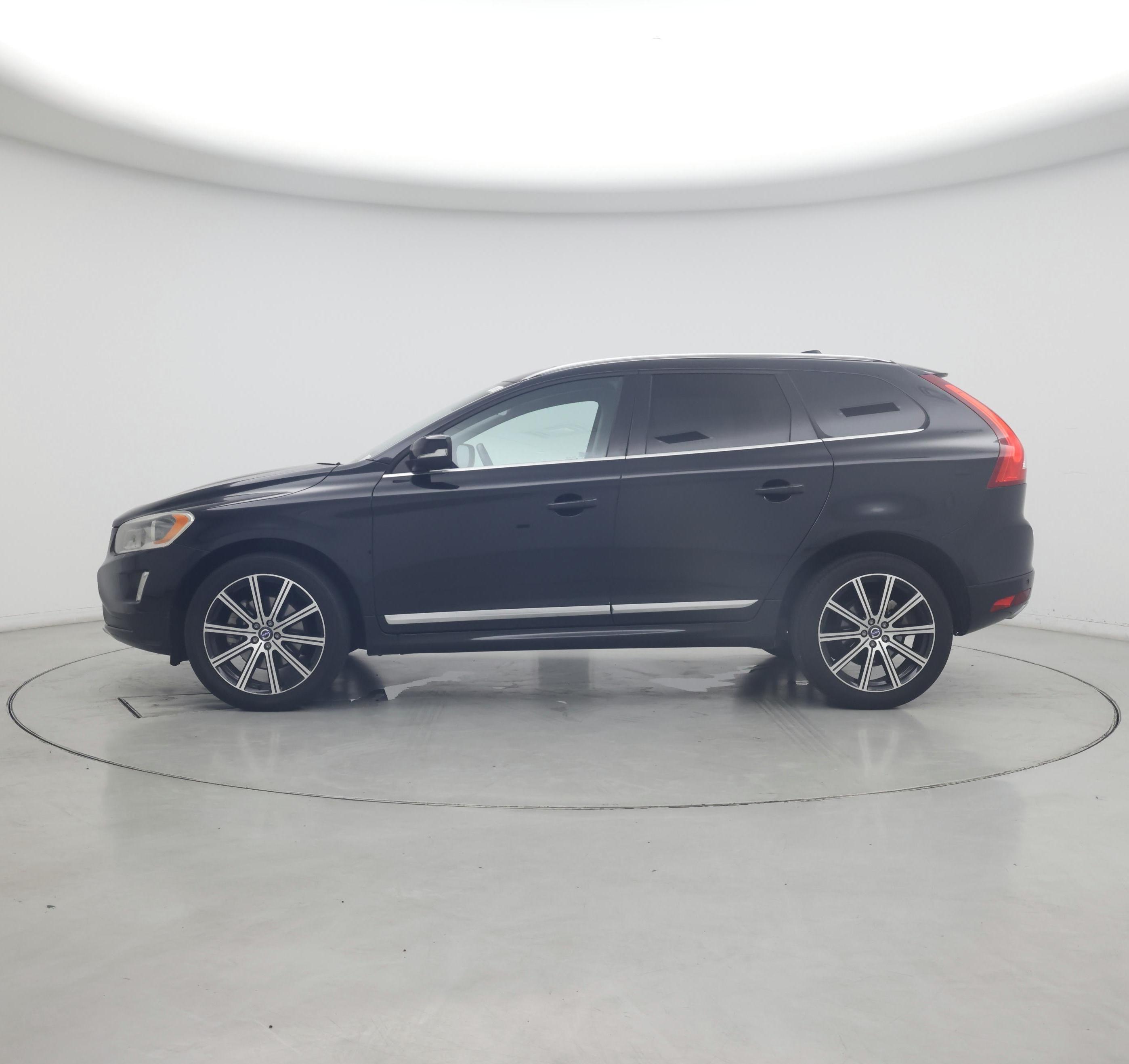 Thumbnail: 2015 Volvo XC60 - 3