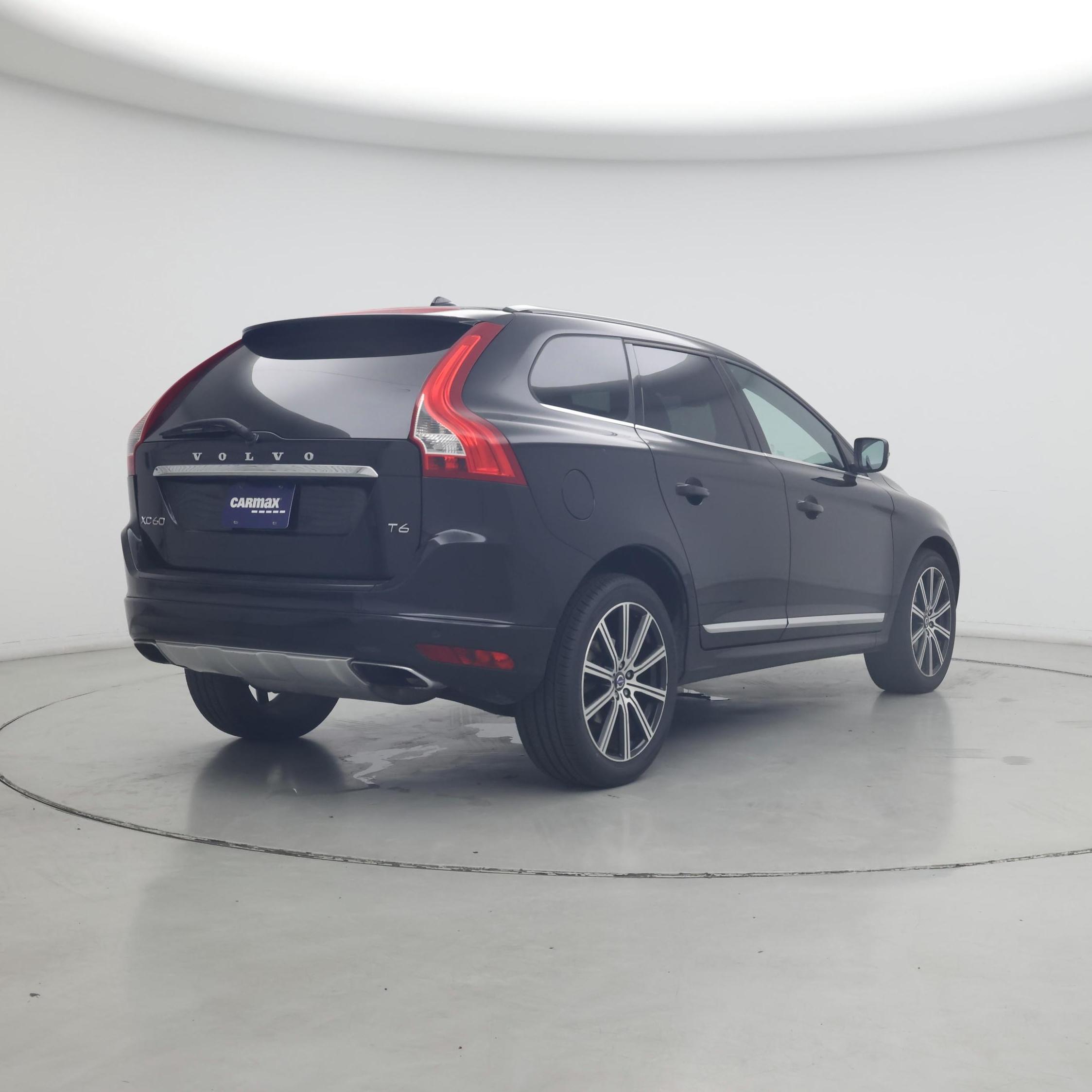Thumbnail: 2015 Volvo XC60 - 8
