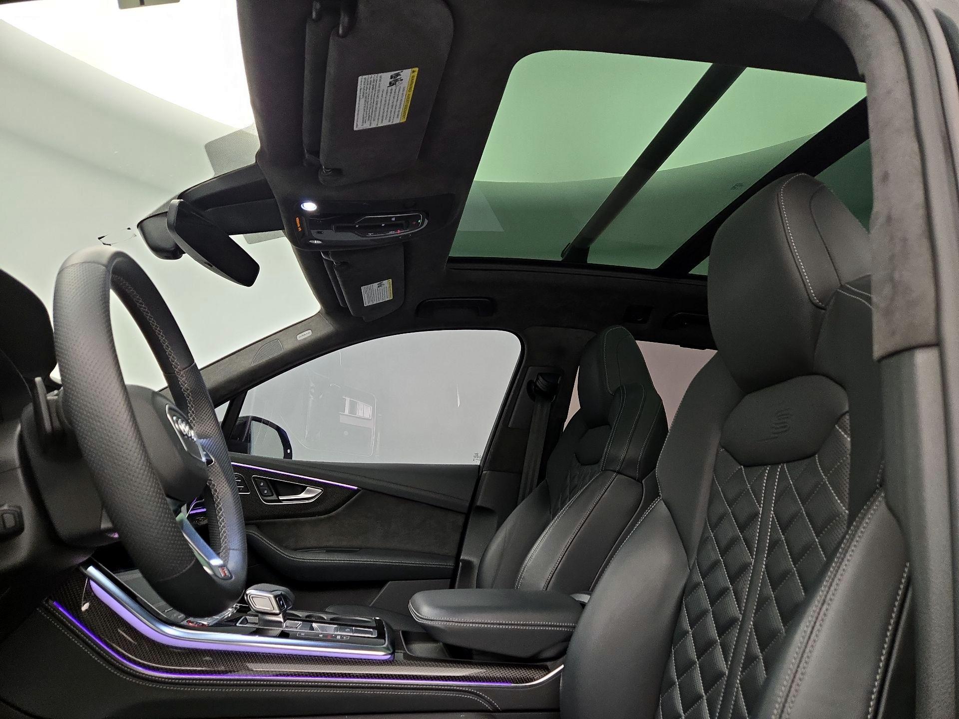 Thumbnail: 2022 Audi SQ7 - 20