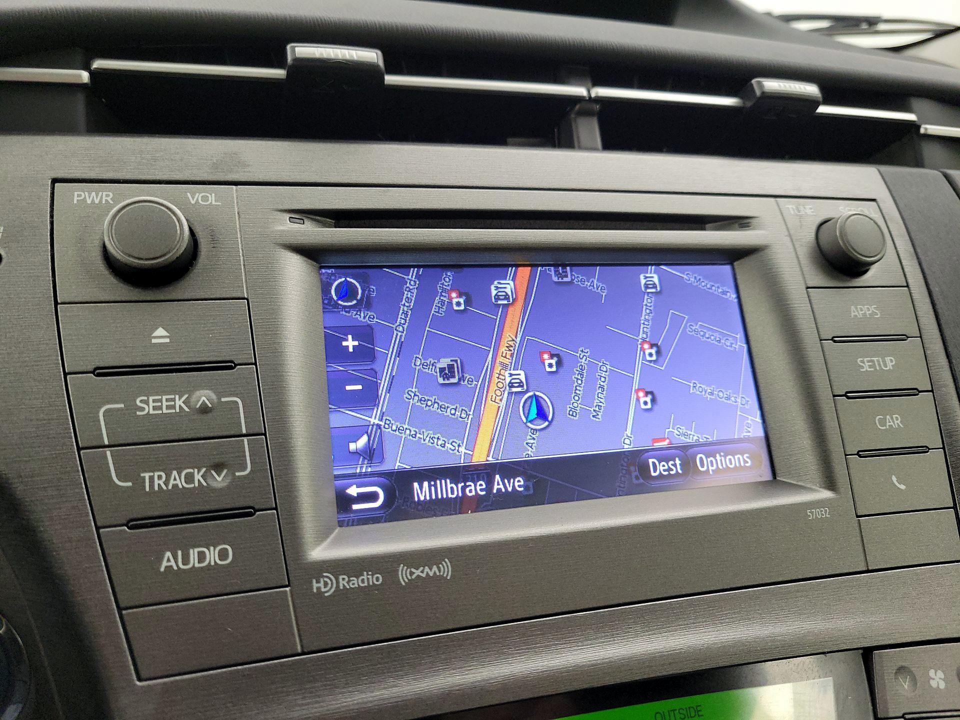 Thumbnail: 2015 Toyota Prius - 14