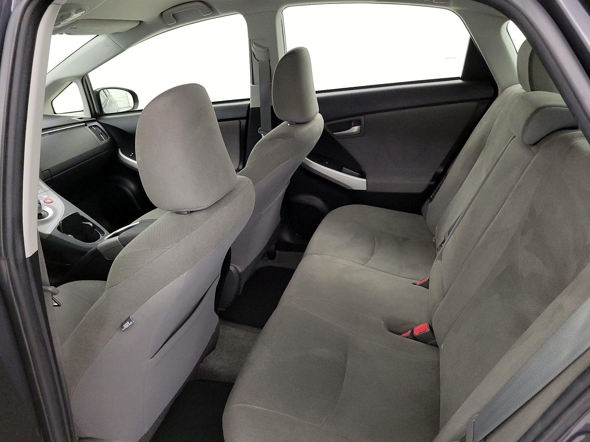 Thumbnail: 2015 Toyota Prius - 19