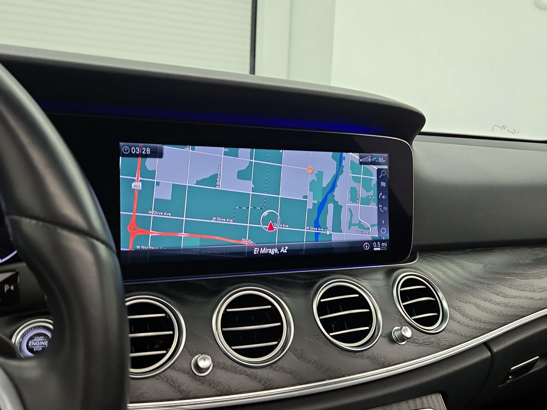 Thumbnail: 2020 Mercedes-Benz E-Class - 14