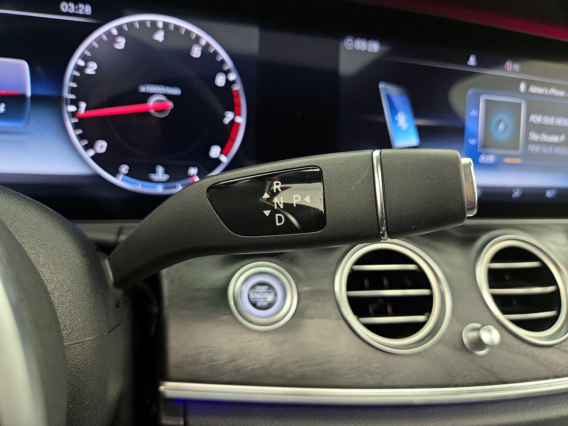 Thumbnail: 2020 Mercedes-Benz E-Class - 18