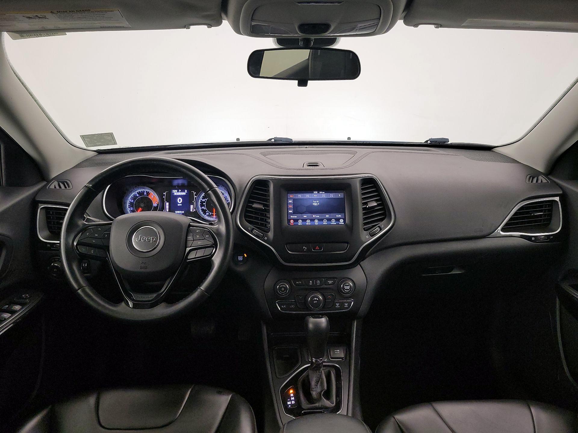 Thumbnail: 2019 Jeep Cherokee - 9