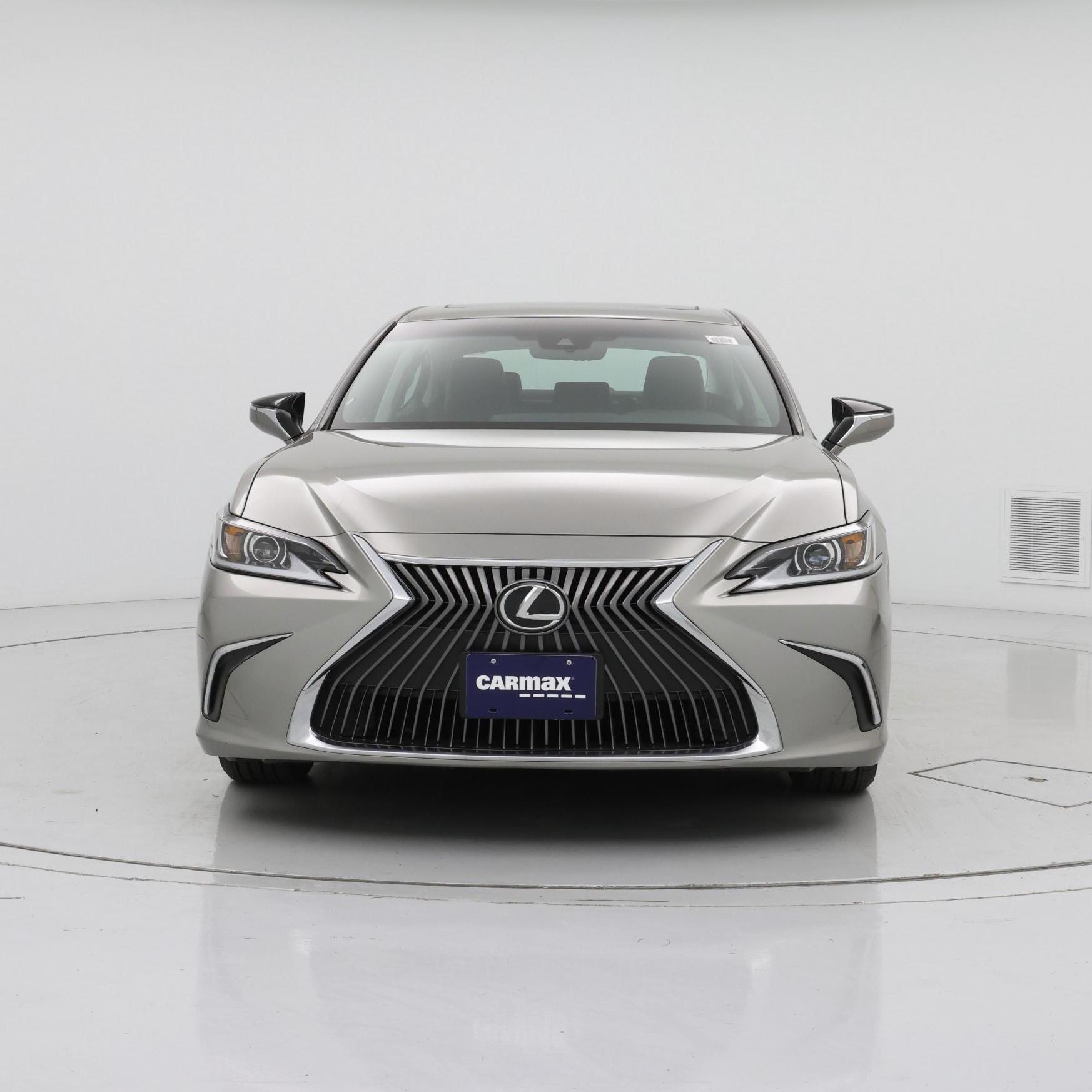 Thumbnail: 2019 Lexus ES - 5