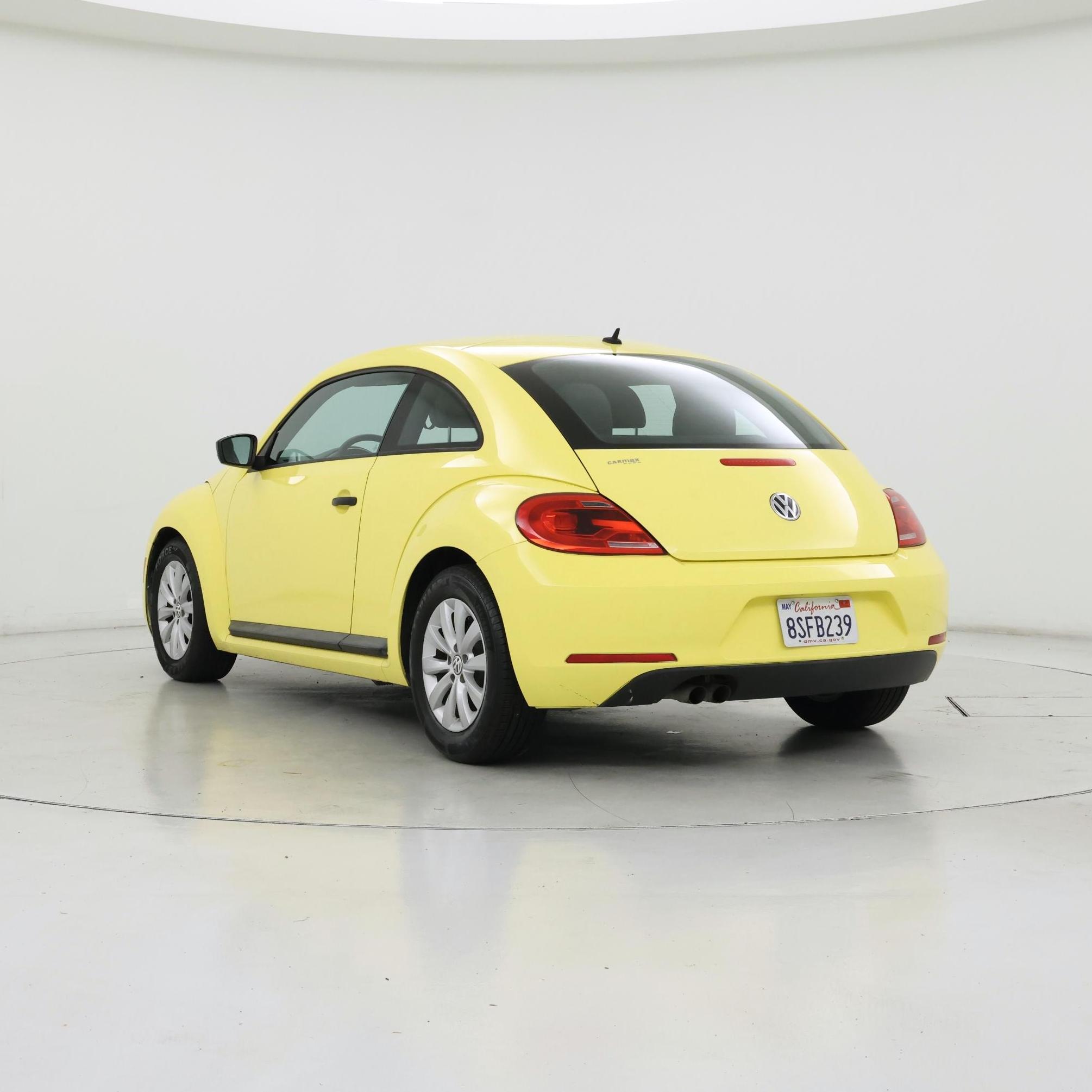 Thumbnail: 2015 Volkswagen Beetle - 2