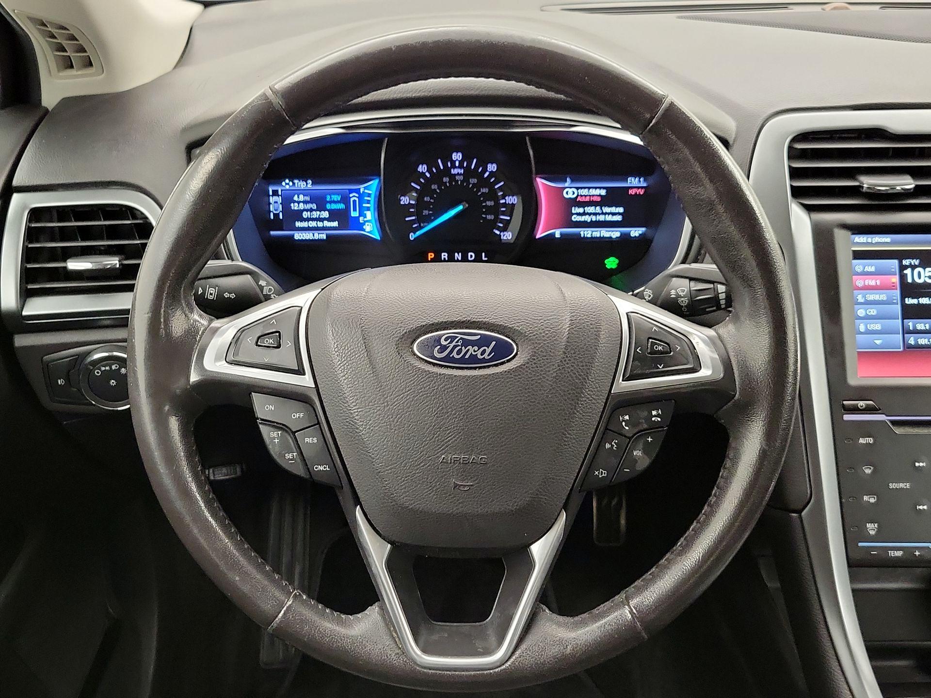 Thumbnail: 2015 Ford Fusion - 10