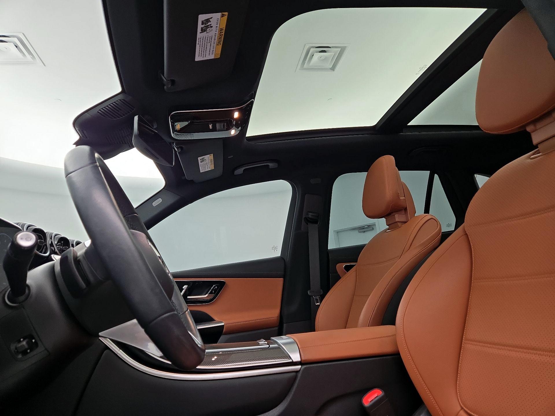 Thumbnail: 2023 Mercedes-Benz GLC - 20