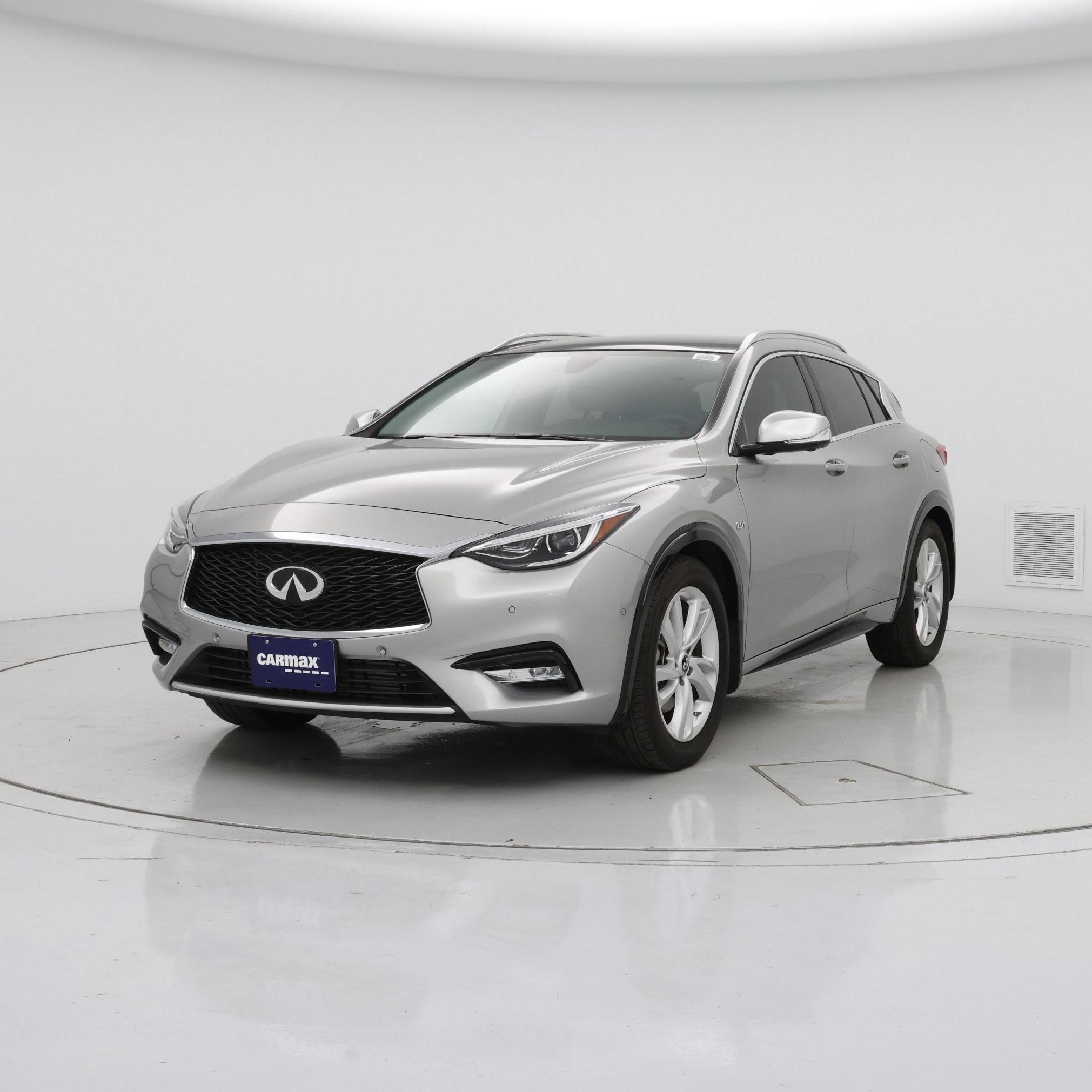 Thumbnail: 2019 INFINITI QX30 - 4
