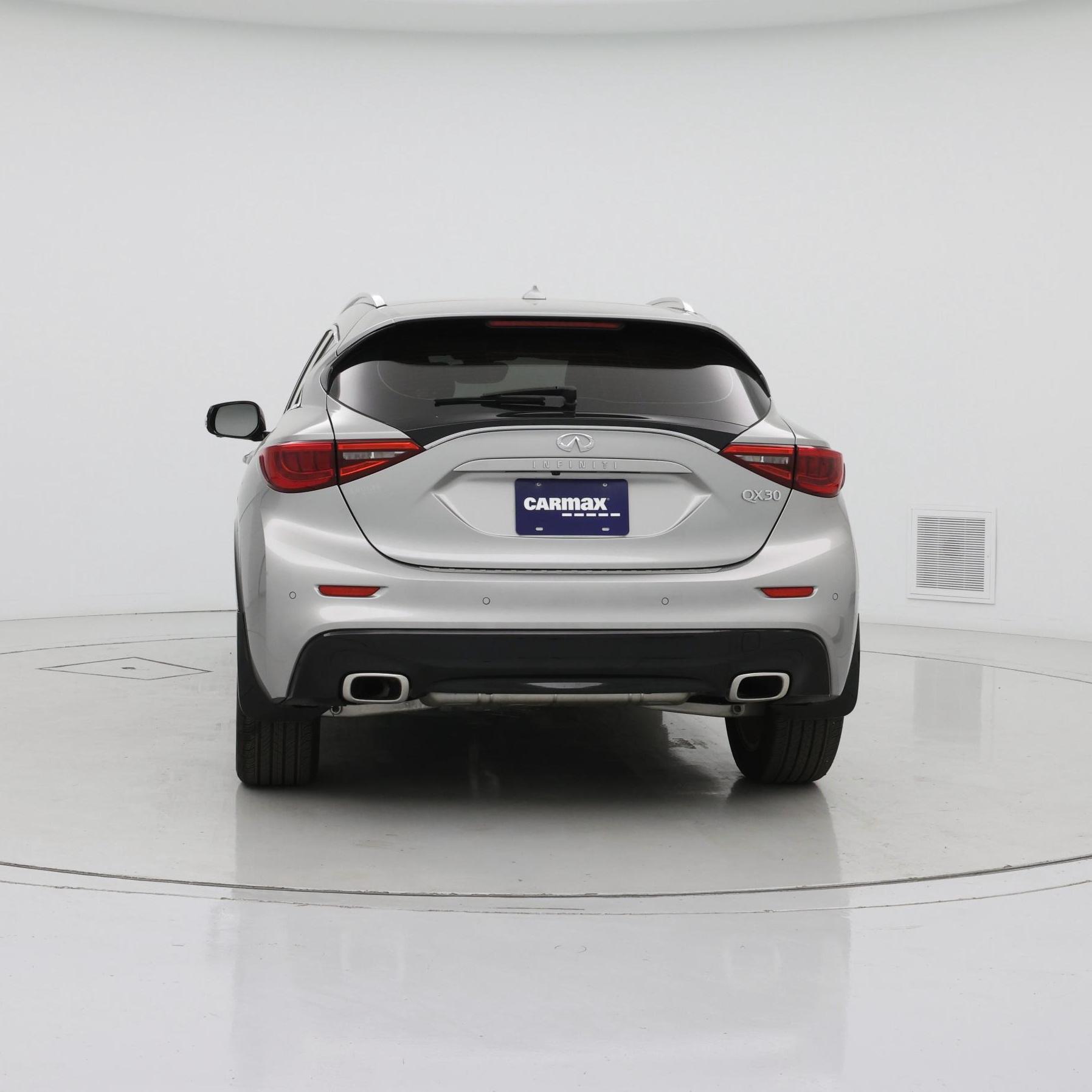 Thumbnail: 2019 INFINITI QX30 - 6