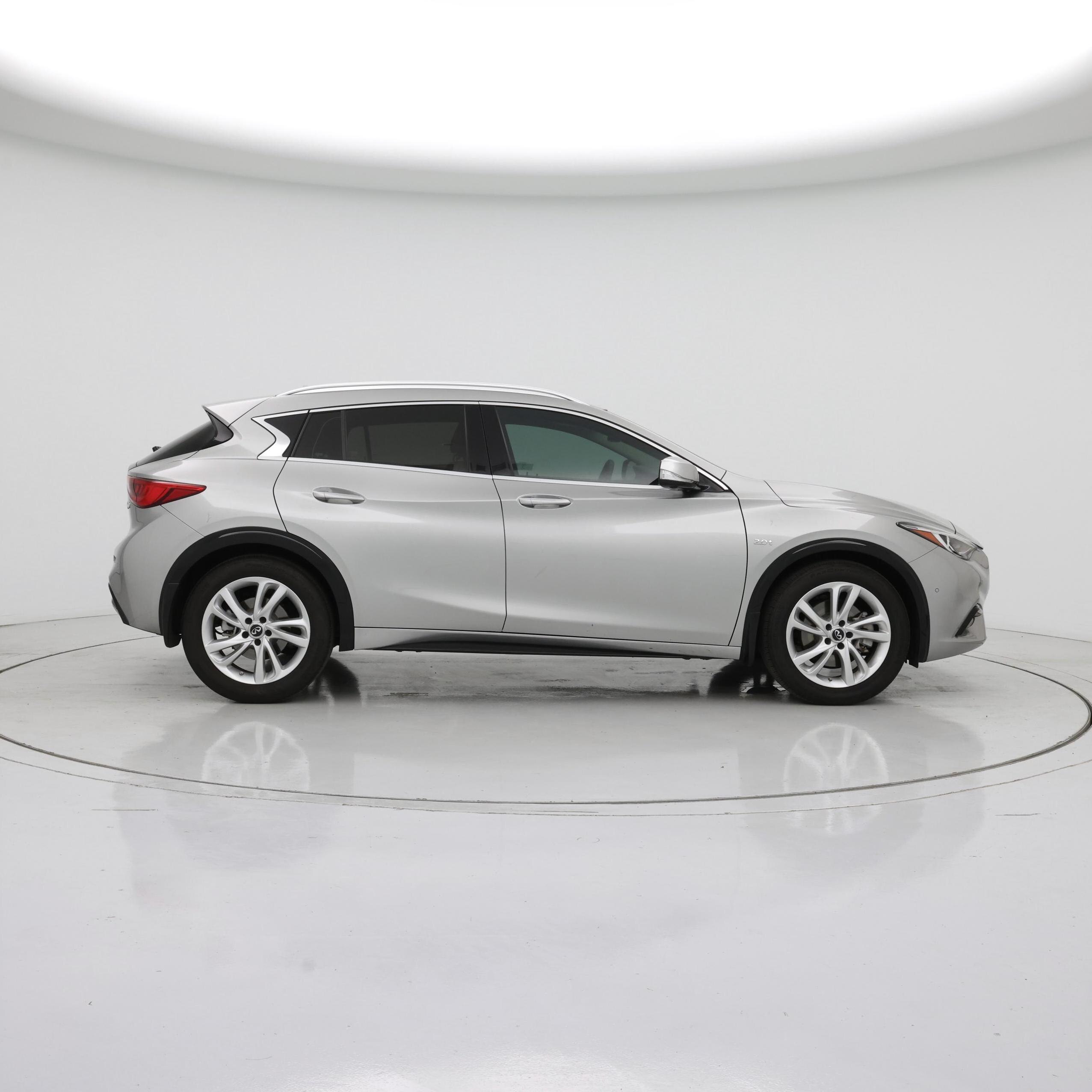 Thumbnail: 2019 INFINITI QX30 - 7