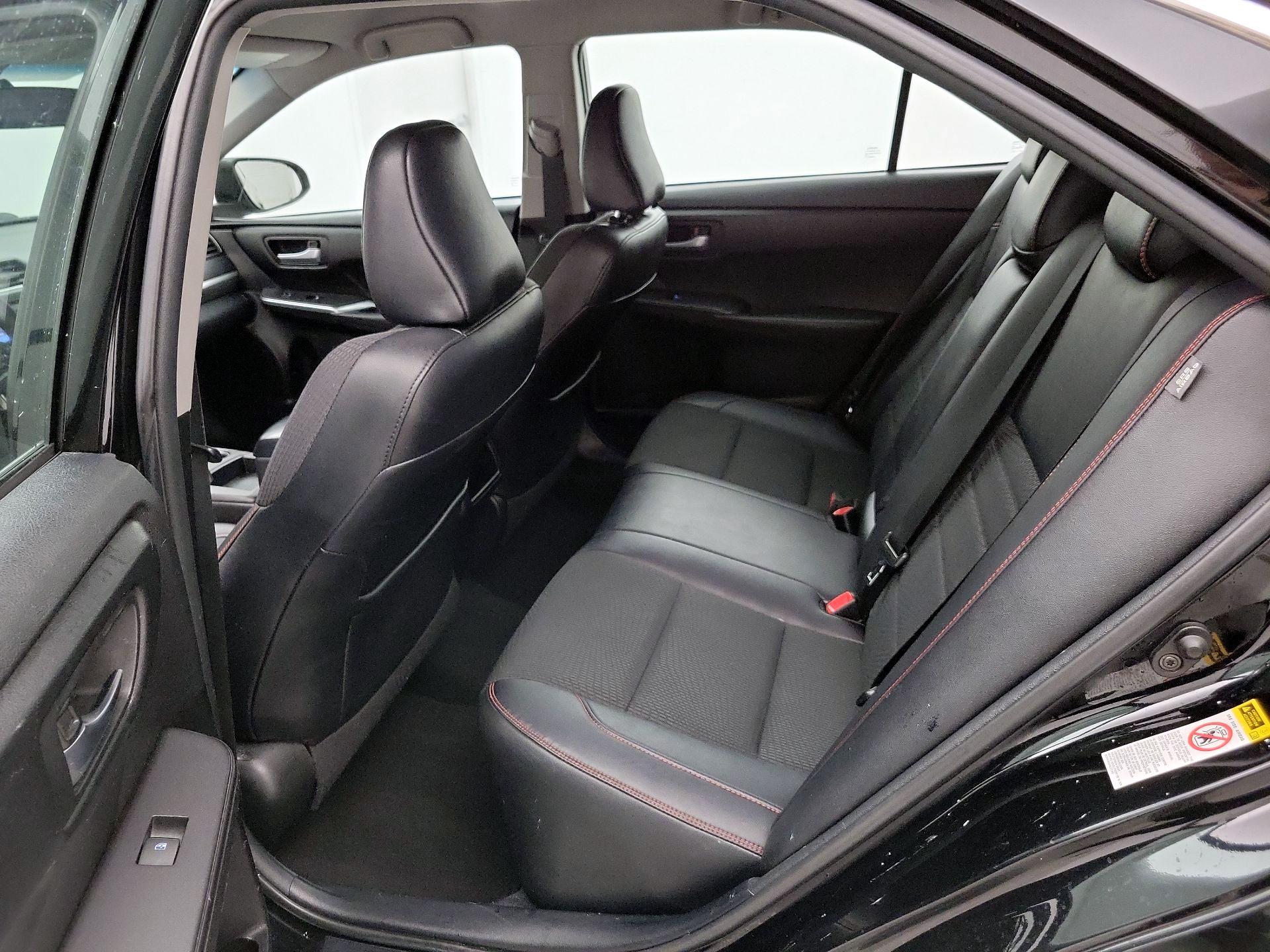 Thumbnail: 2016 Toyota Camry - 19