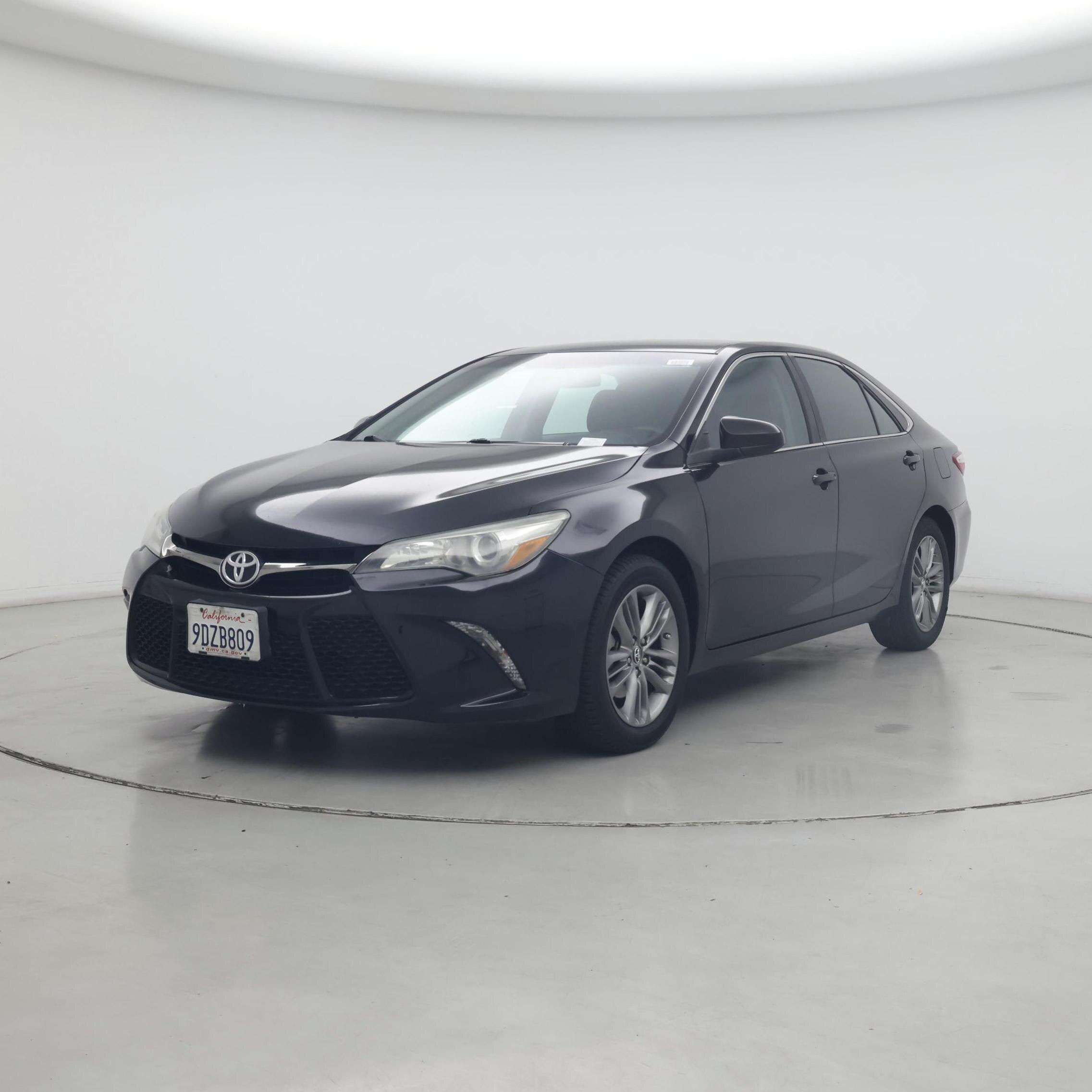 Thumbnail: 2016 Toyota Camry - 4
