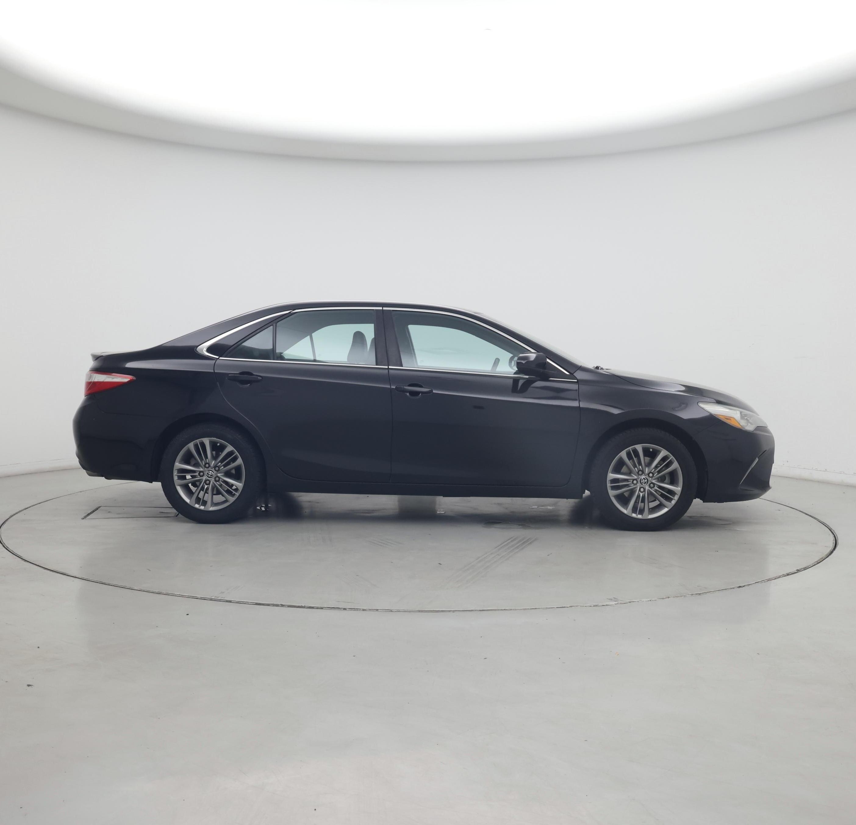 Thumbnail: 2016 Toyota Camry - 7