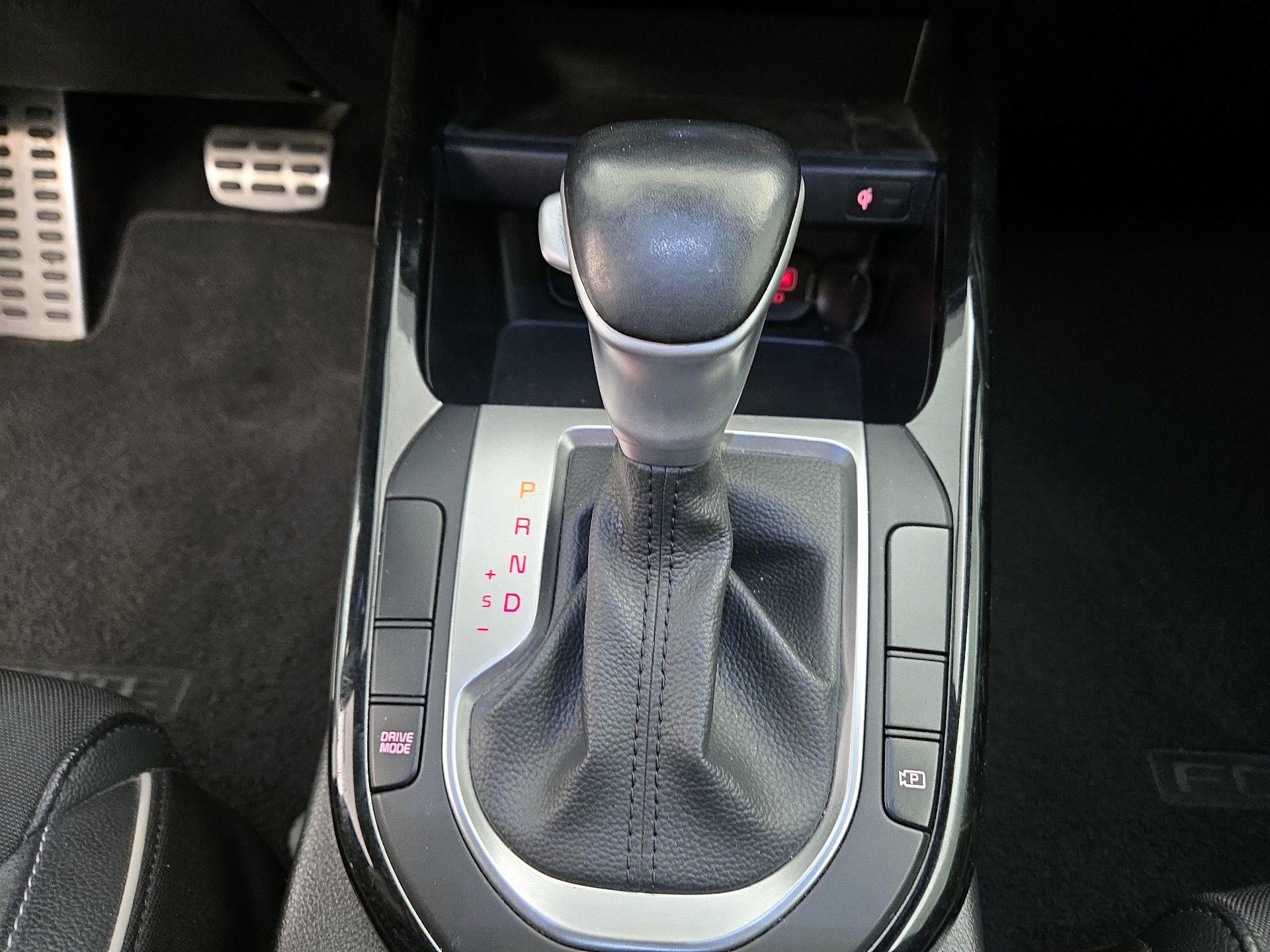 Thumbnail: 2022 Kia Forte - 18