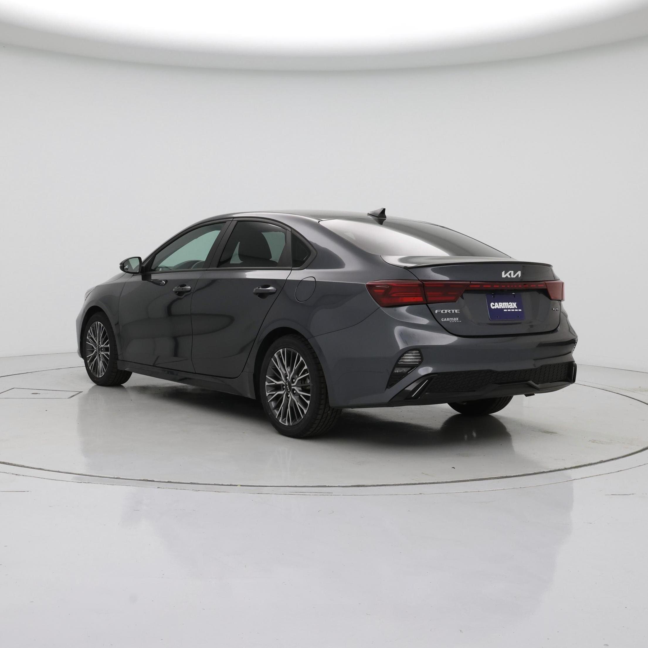 Thumbnail: 2022 Kia Forte - 2