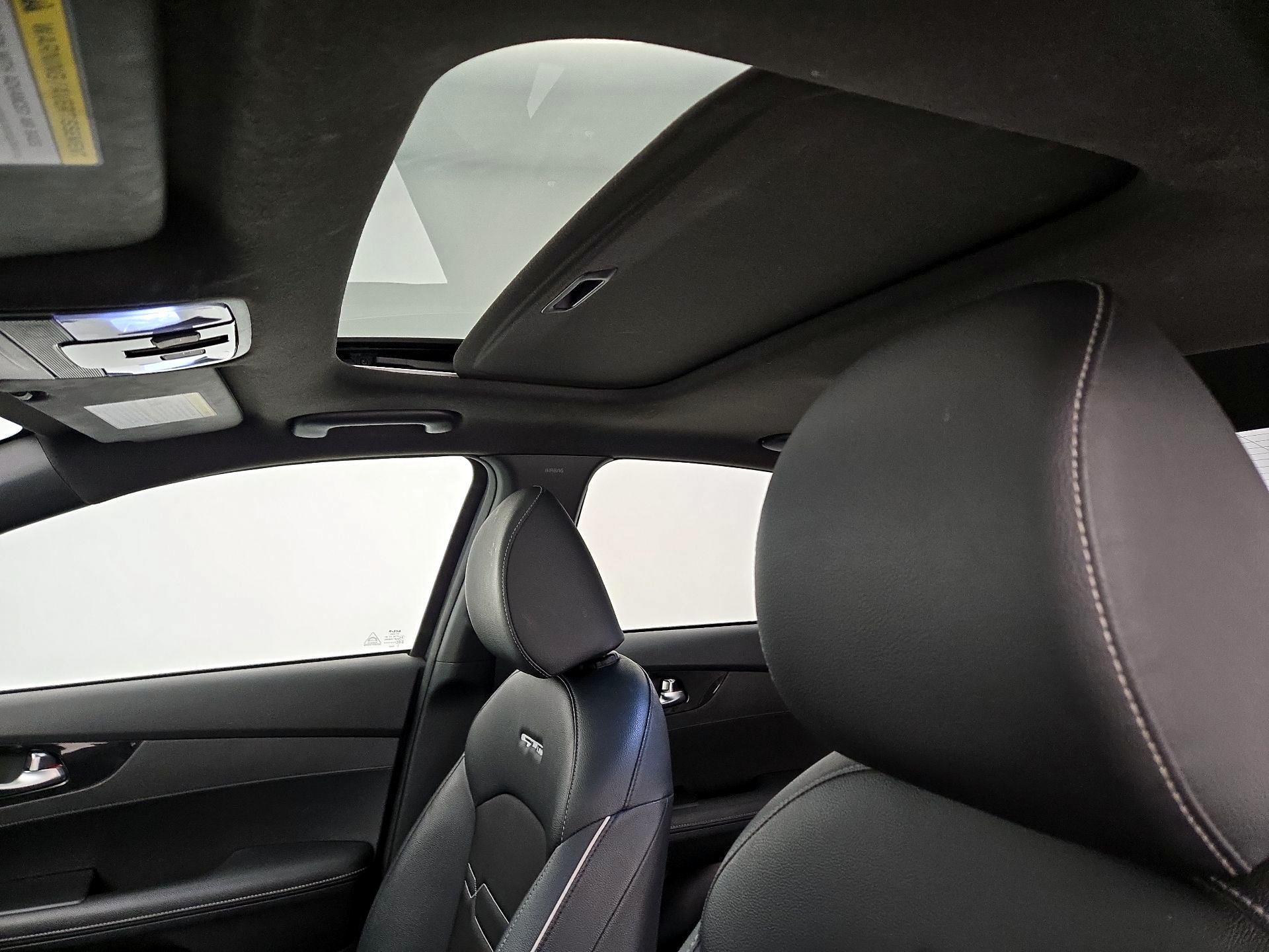 Thumbnail: 2022 Kia Forte - 20